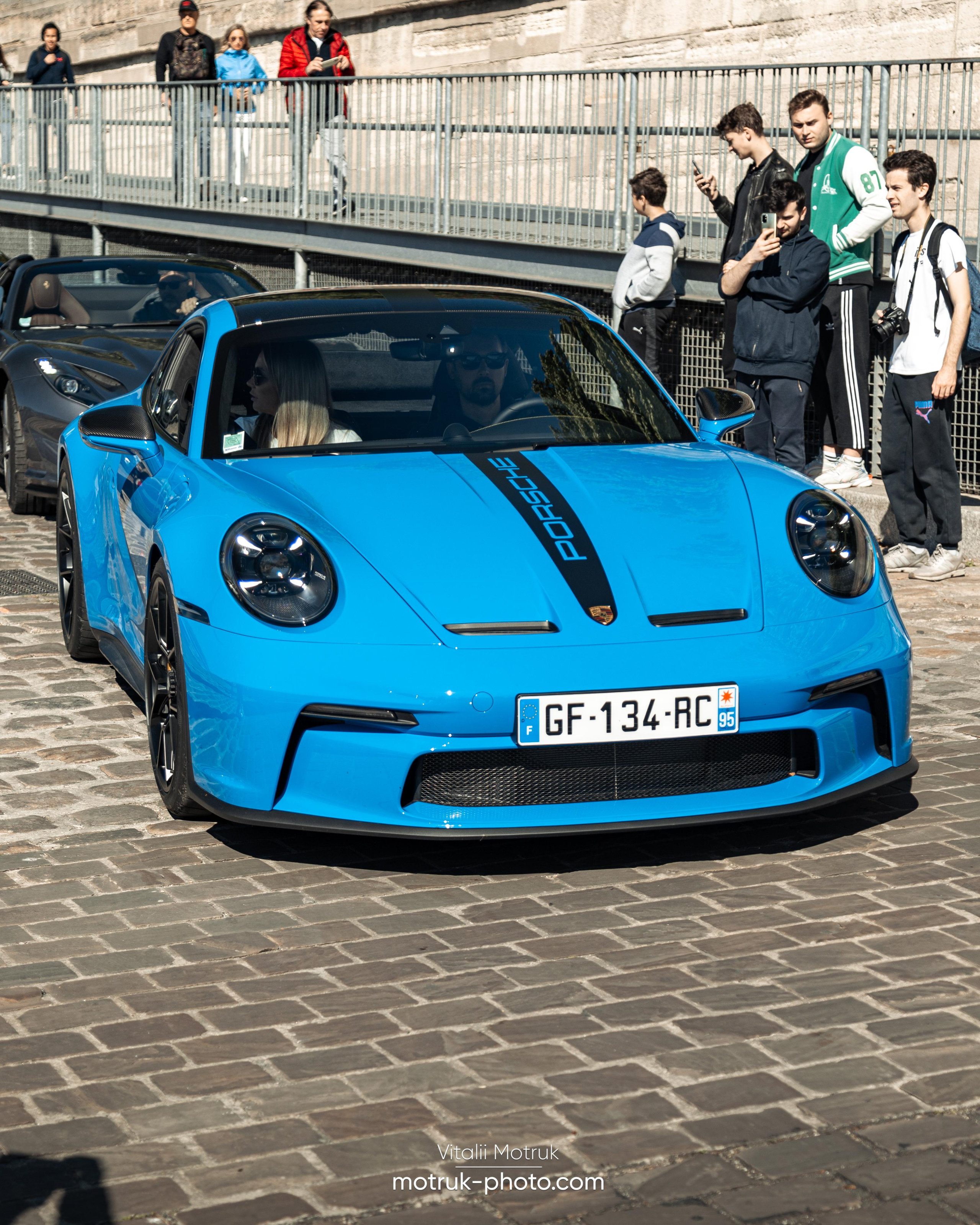 Bateaux Mouches 17 avril. Photographer in Paris — Vitalii Motruk