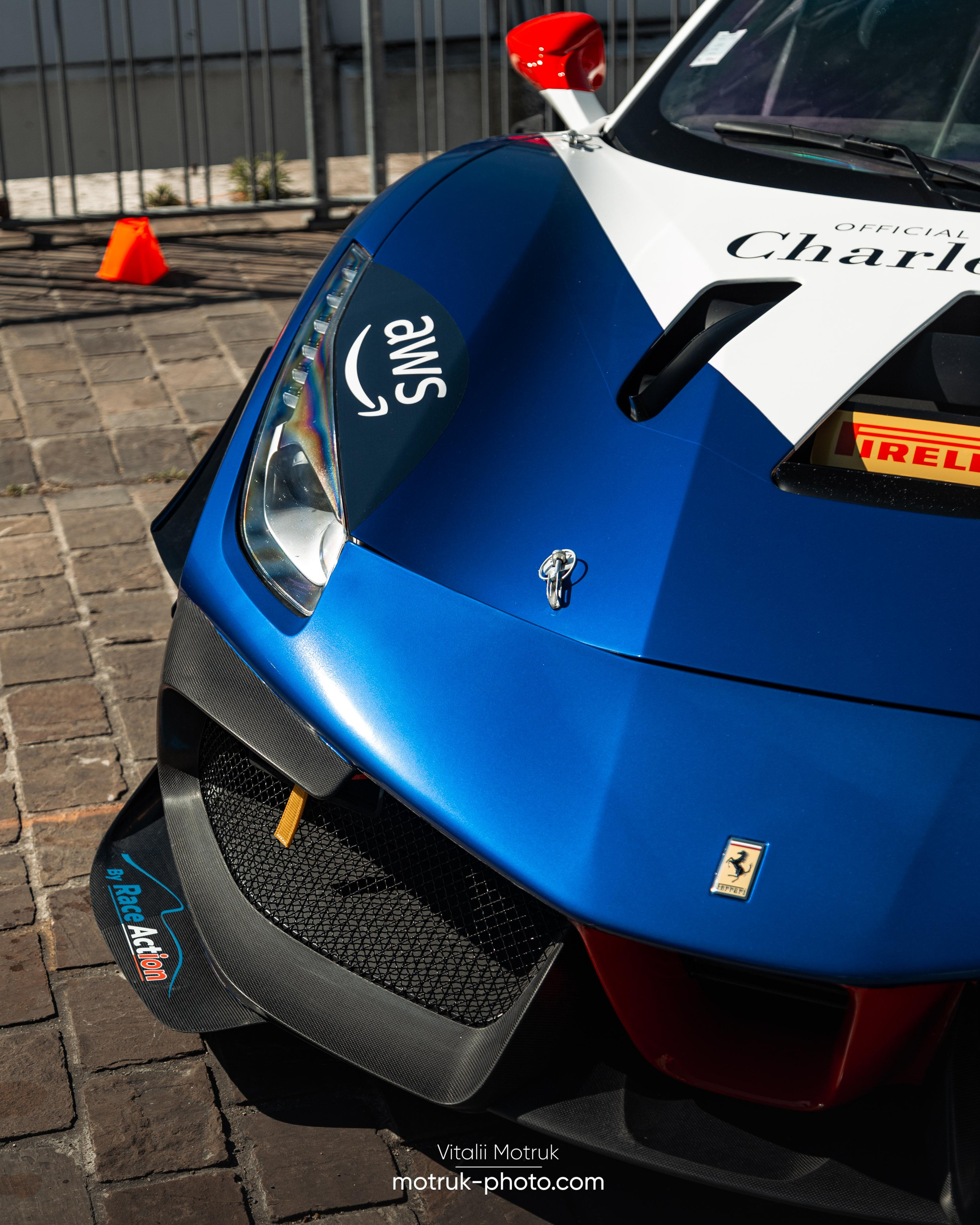 Bateaux Mouches 17 avril. Photographer in Paris — Vitalii Motruk