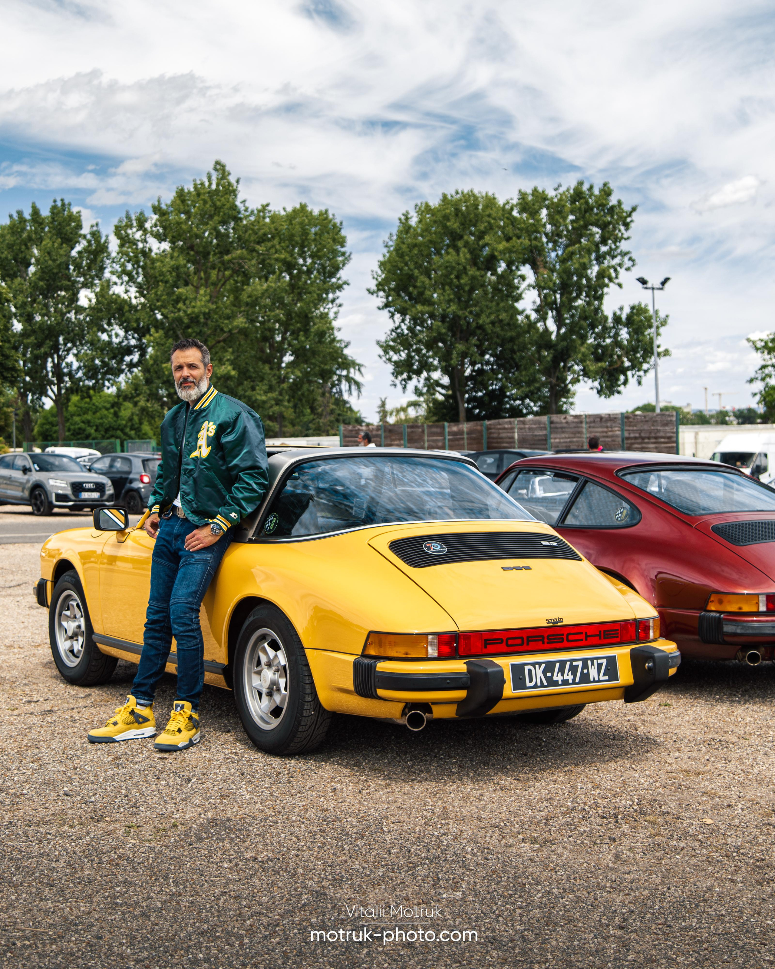 Cars and Coffee. Photographe de voitures à Paris — Vitalii Motruk