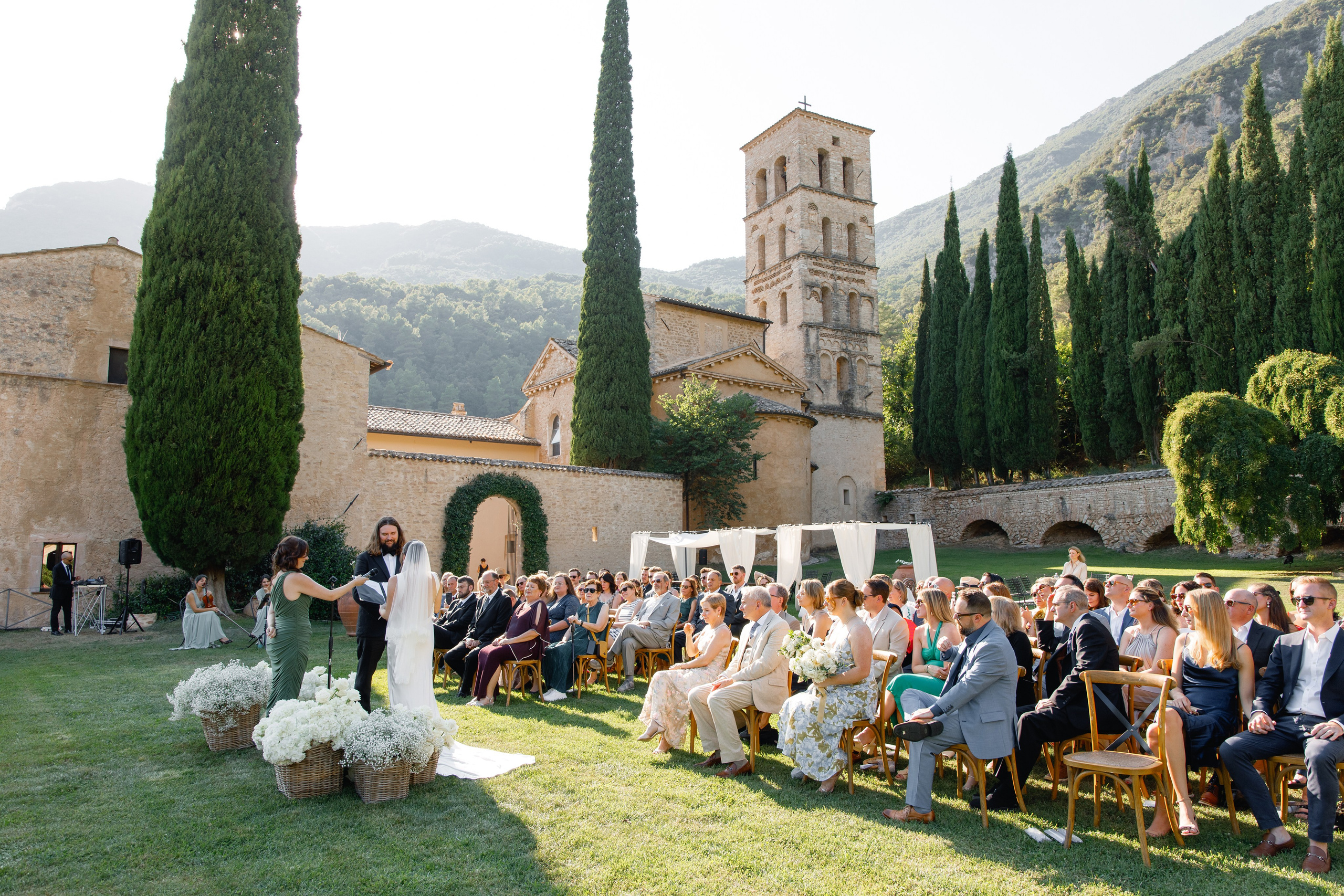 Wedding photographer Italy Rome, Tuscany, Lake Como, Sicily, Puglia. Wedding Photographer Rome Tuscany Como Sicily Puglia Amalfy Italy- Oksana Savenchuk