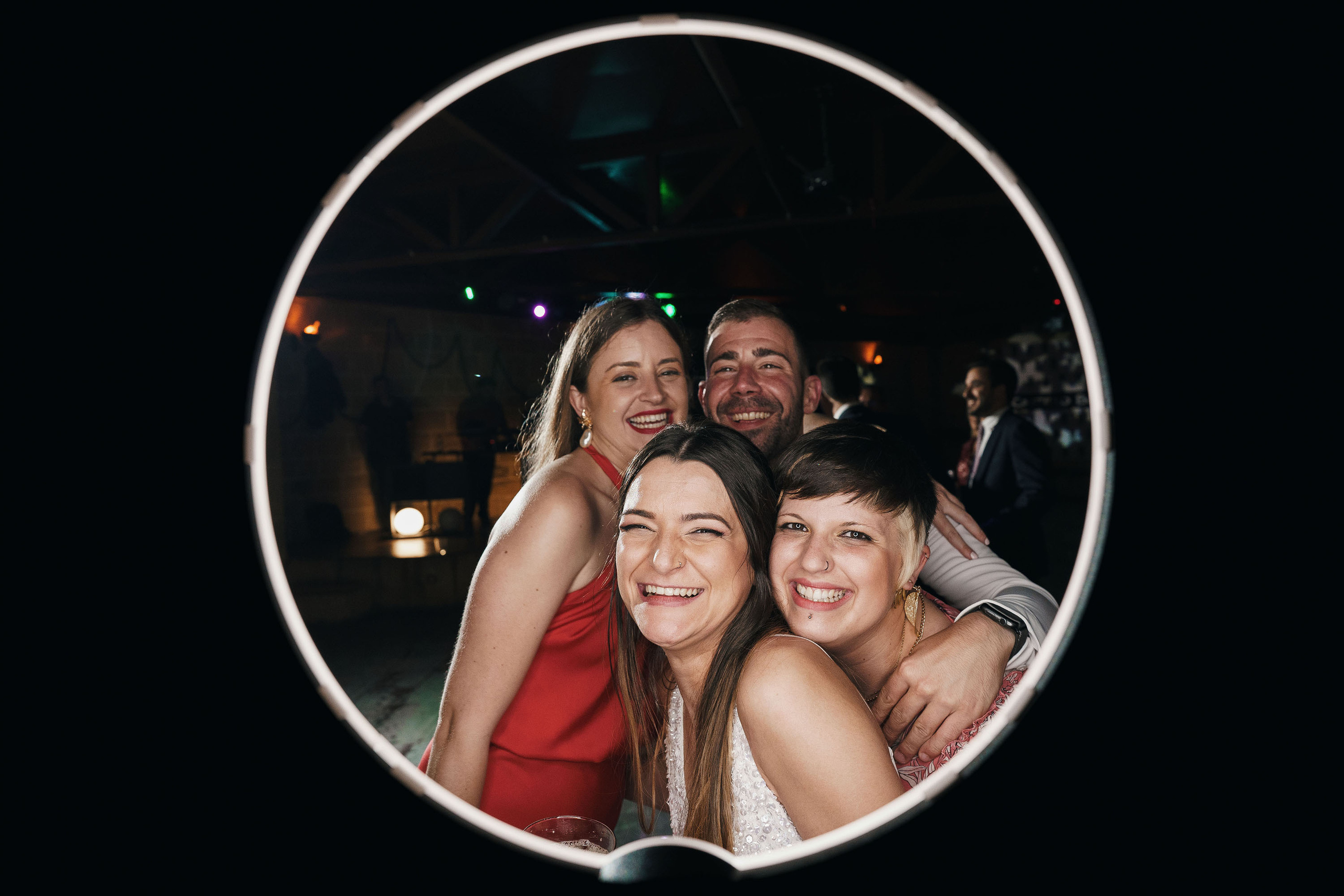 Photocircle dia del la boda novios Sandra y Jaime en Castillo Bonavia. PIXLOVE - Fotógrafos de bodas Huesca Pirineos Zaragoza