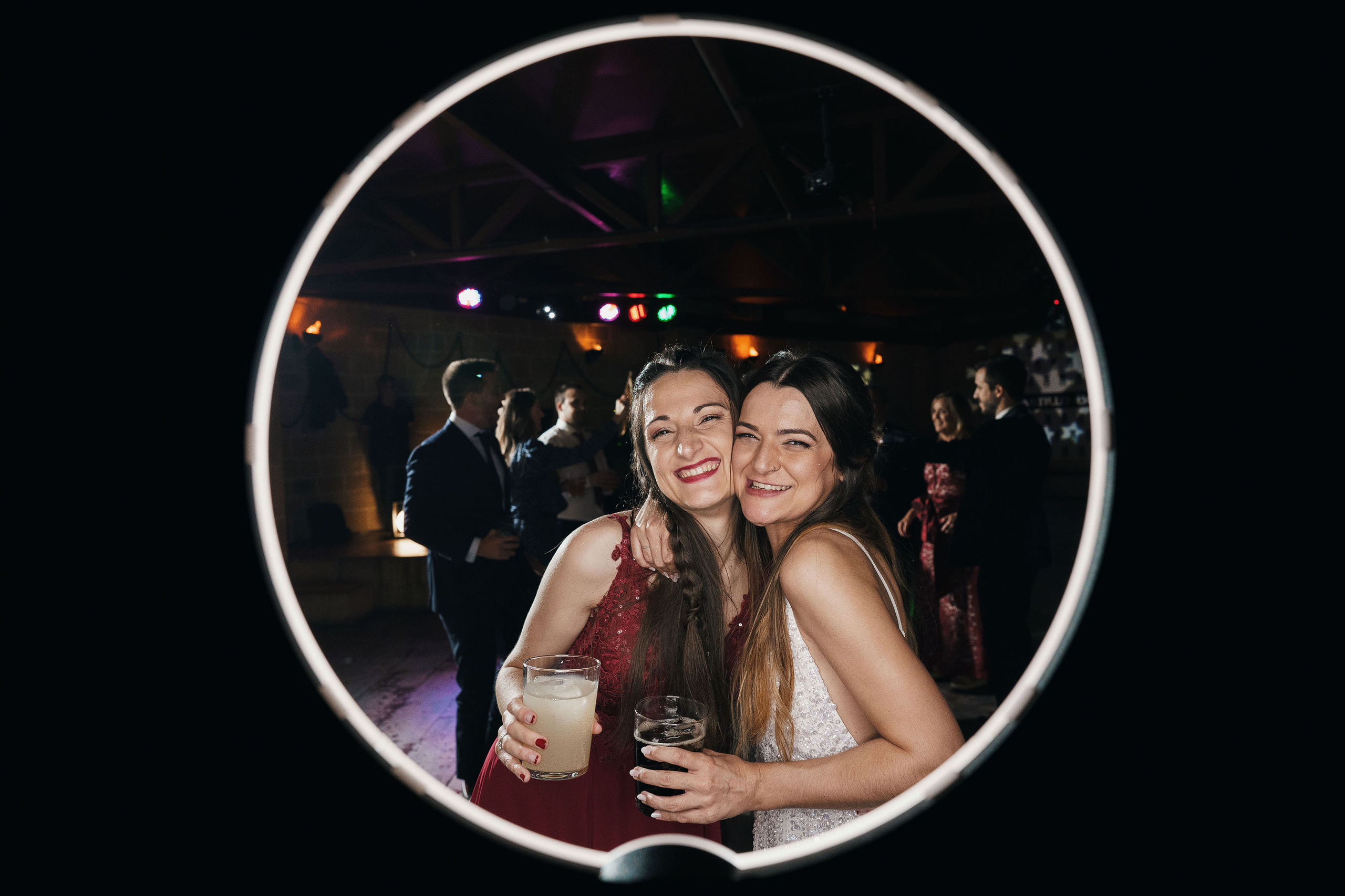 Photocircle dia del la boda novios Sandra y Jaime en Castillo Bonavia. PIXLOVE - Fotógrafos de bodas Huesca Pirineos Zaragoza
