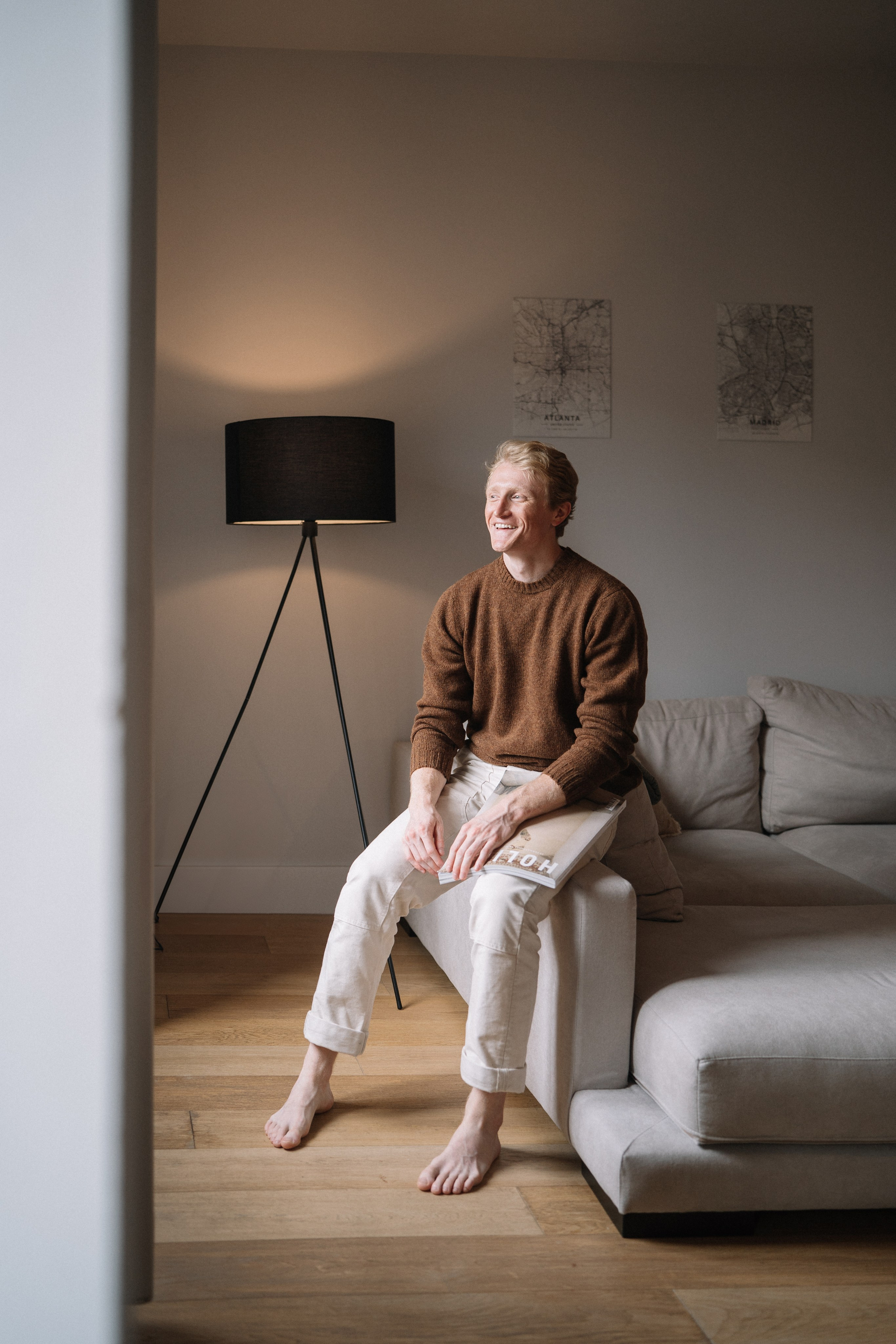 Fotografía lifestyle Madrid. sesión de fotos en estudio Madrid. sesión fotográfica individual Madrid. Fotógrafo en Madrid, España. Alyona Belyaninova