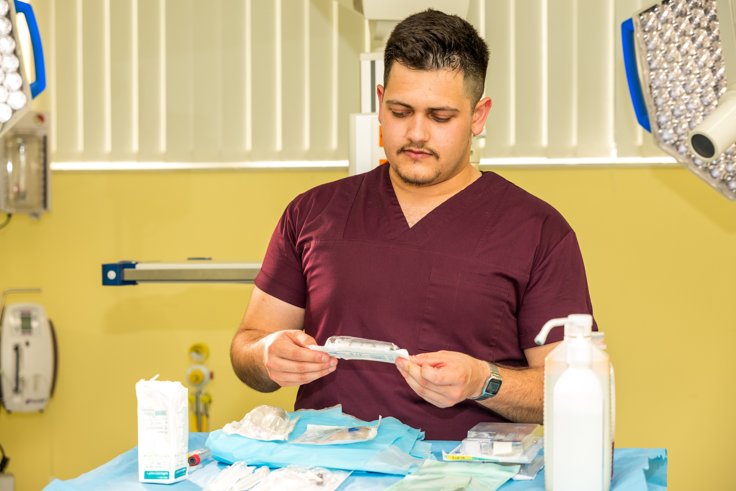 Corporate photographer, business photo session, corporate photographer price, Professional Services for Business Events, Business portraits, photos for events organized by companies, product photography, Bucharest business photos, Bucharest professional photos, Professional portrait photos