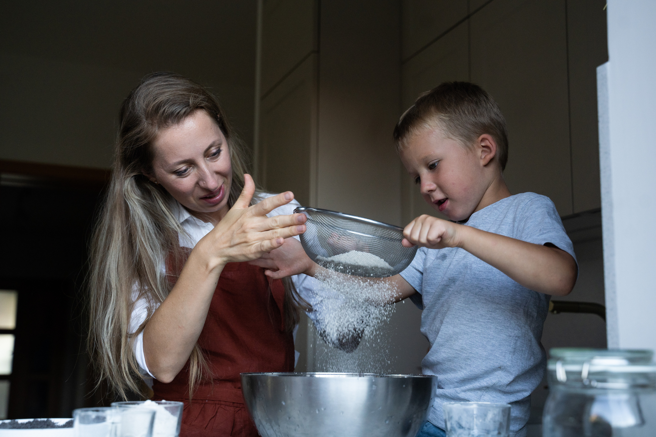 Olga and her children. Nina Janeckova Fotografin und Videografin am Bodensee