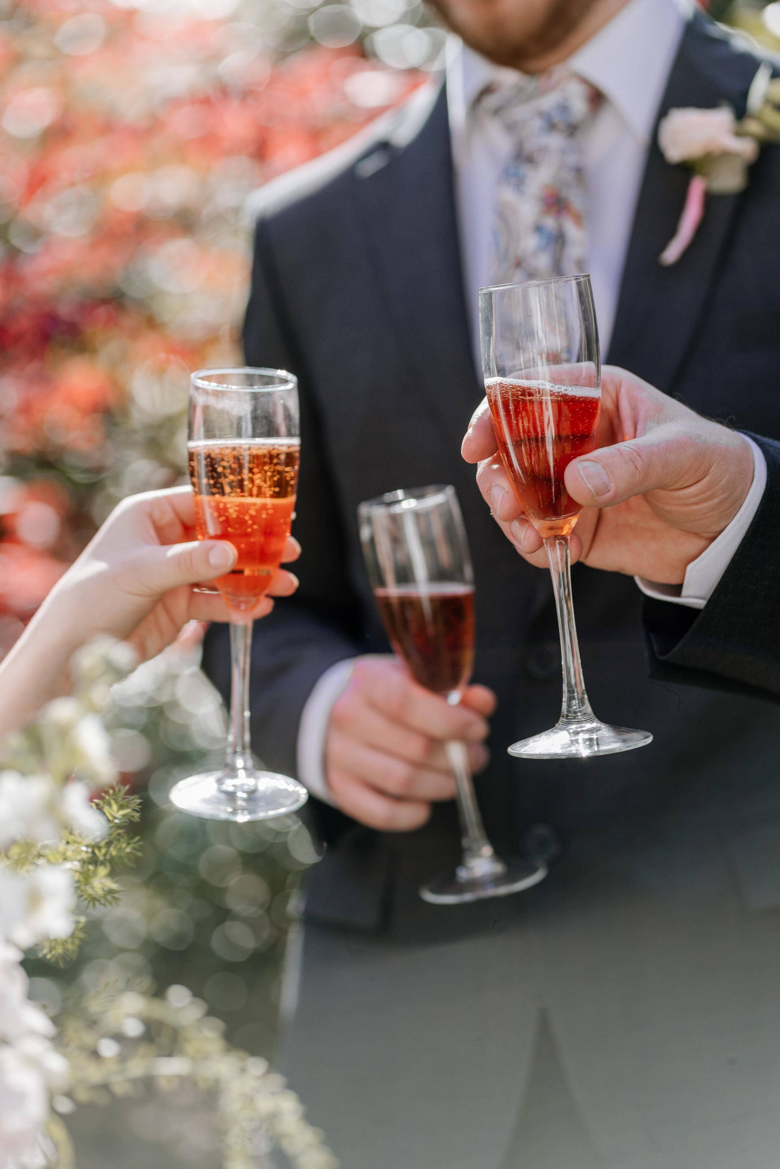 Wedding ceremony in Mayfair Library. London Wedding Photographer|Natasha Ferreira