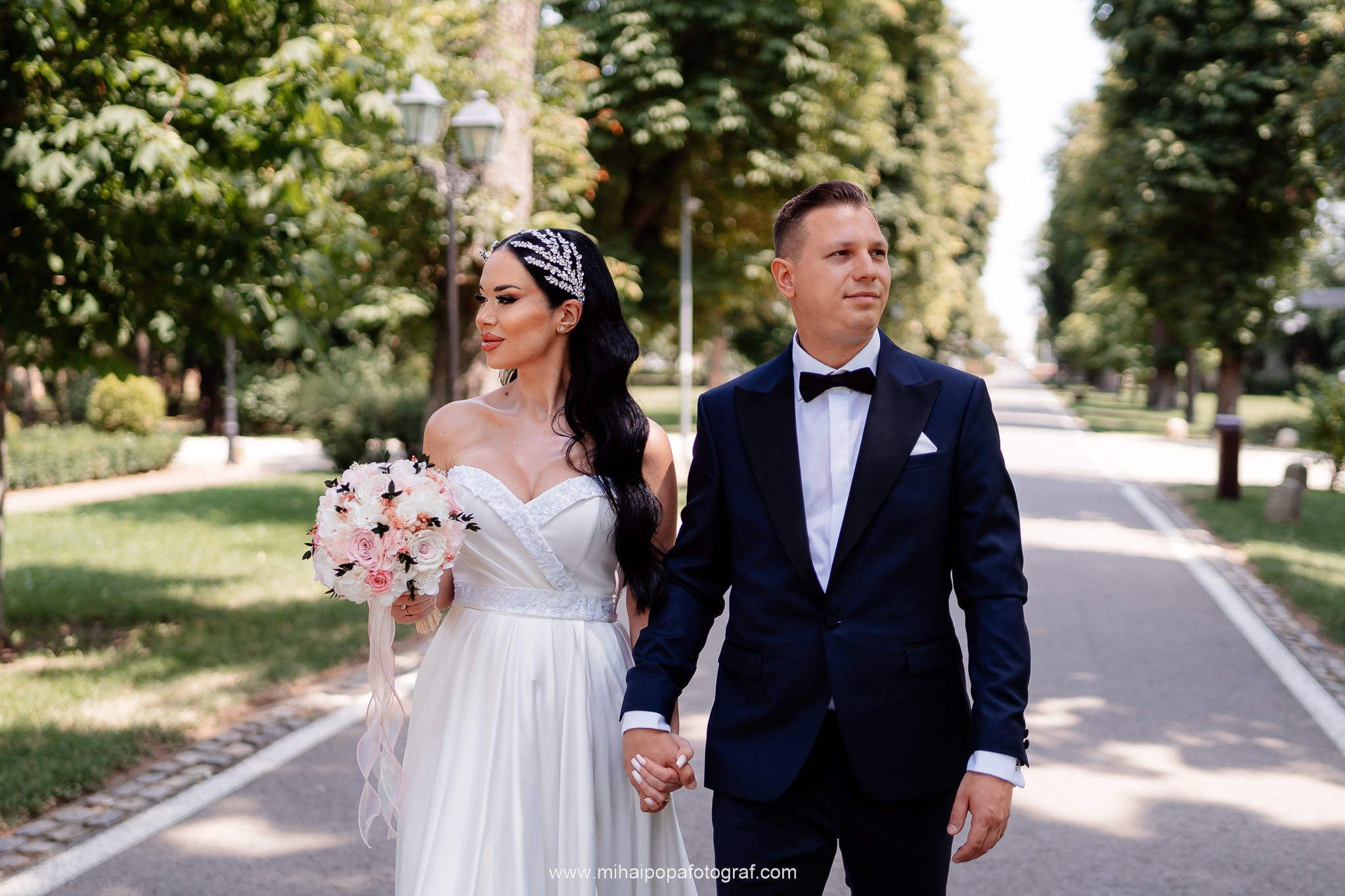 Fotograf Cununie Civilă în București - Mihai Popa Fotograf. Fotograf Nuntă & Botez București - Mihai Popa | Dincolo de oameni, imortalizez emoții!