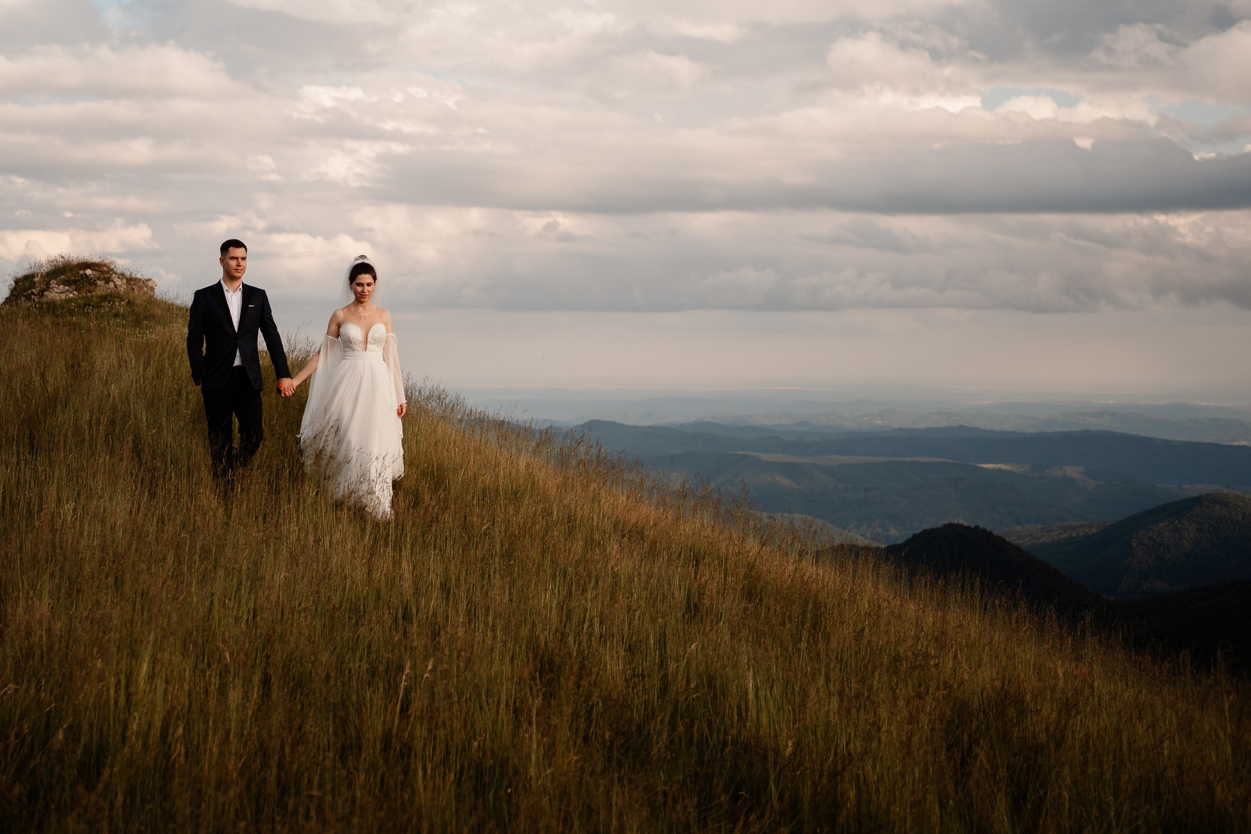 Trash the Dress la Lacul Bolboci  | Mihai Popa Fotograf. Fotograf Nuntă & Botez București - Mihai Popa | Dincolo de oameni, imortalizez emoții!