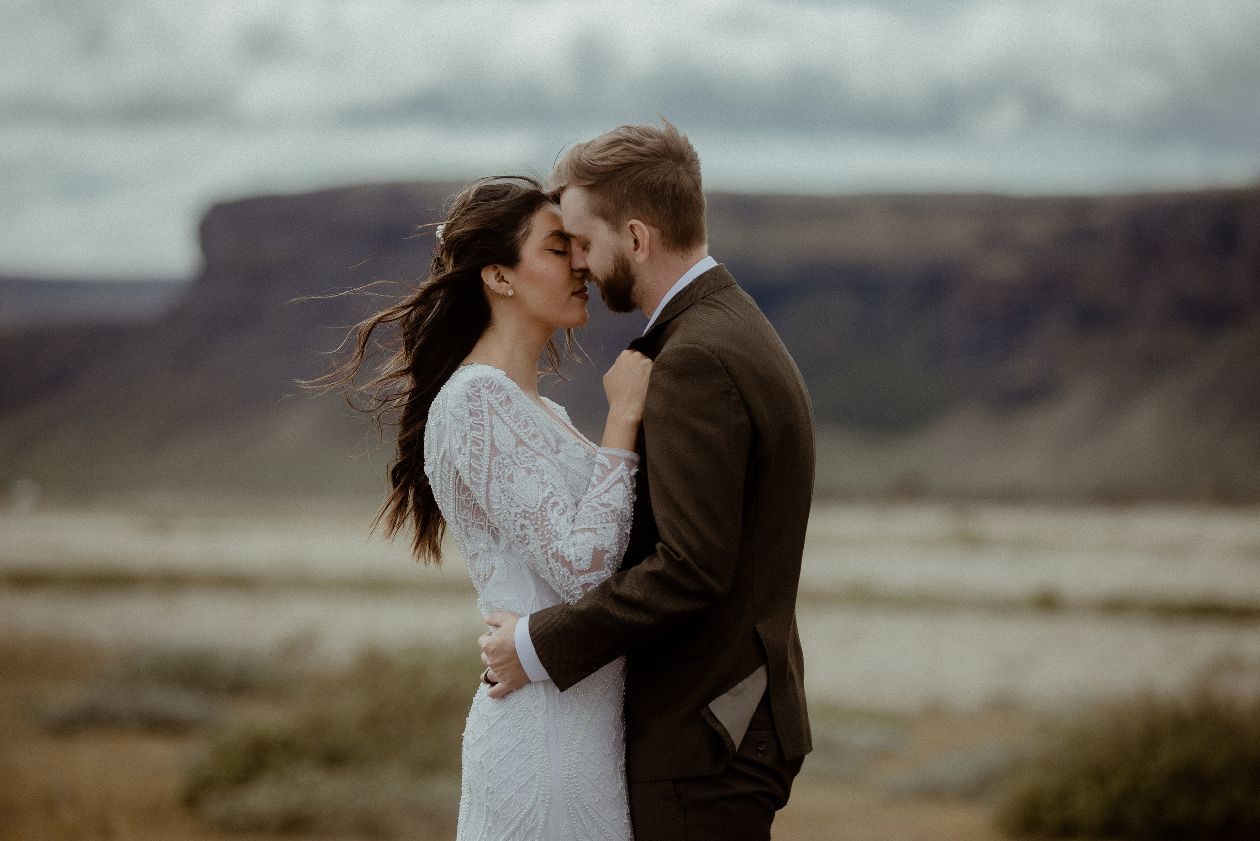 Adventure elopement in Iceland. Iceland elopement photo and video | Nikolaichik Photo
