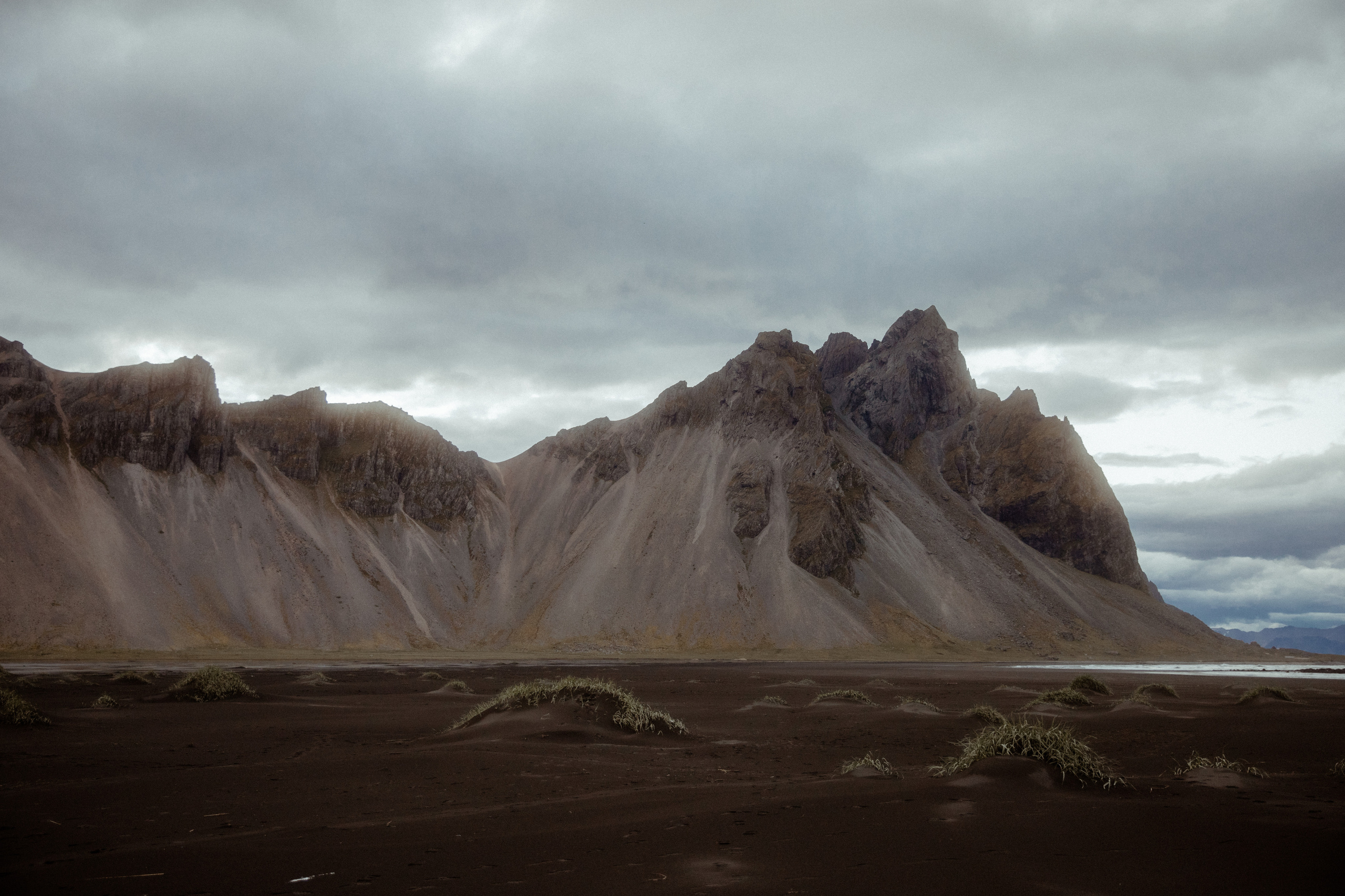 Adventure elopement in Iceland. Iceland elopement photo and video | Nikolaichik Photo
