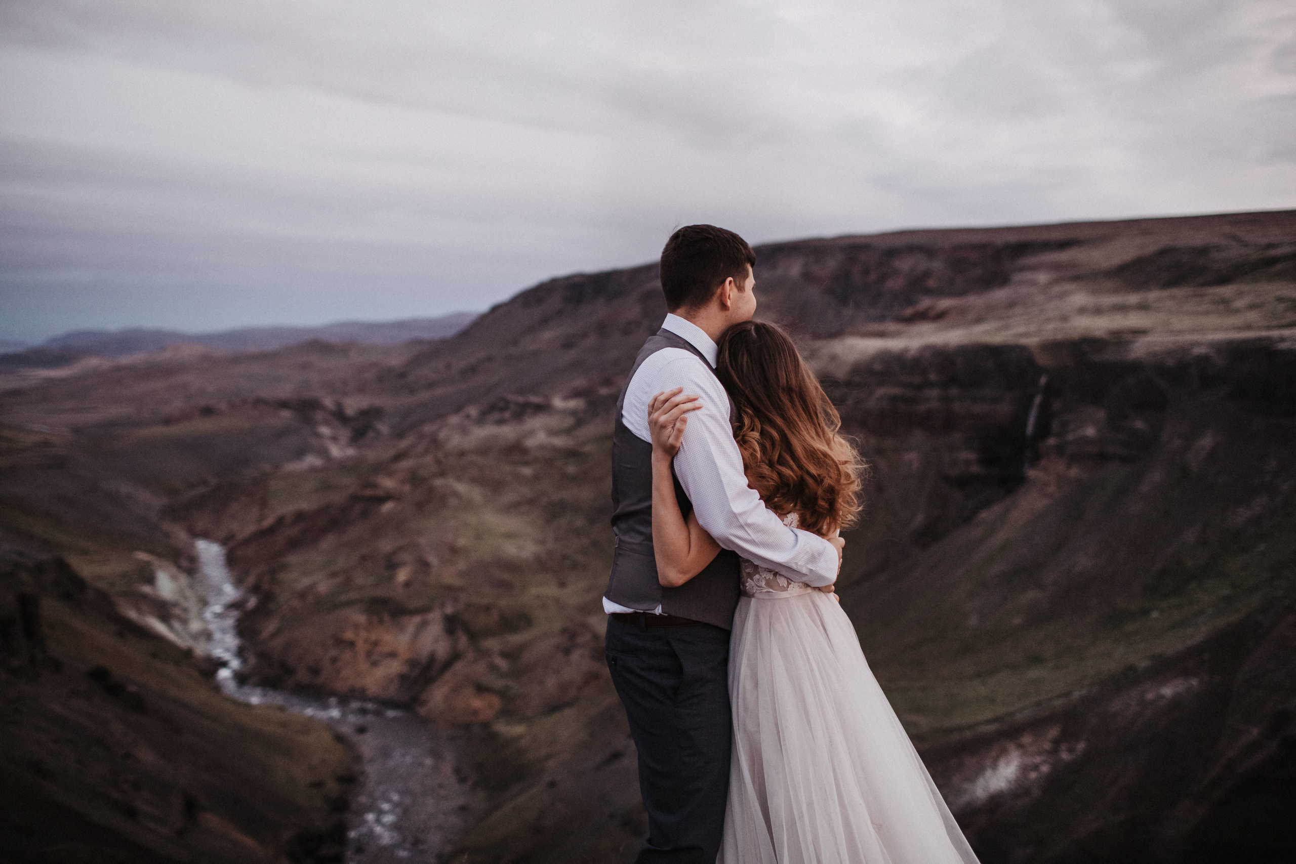 Midnight sun elopement at Haifoss in Iceland. Iceland elopement photo and video | Nikolaichik Photo