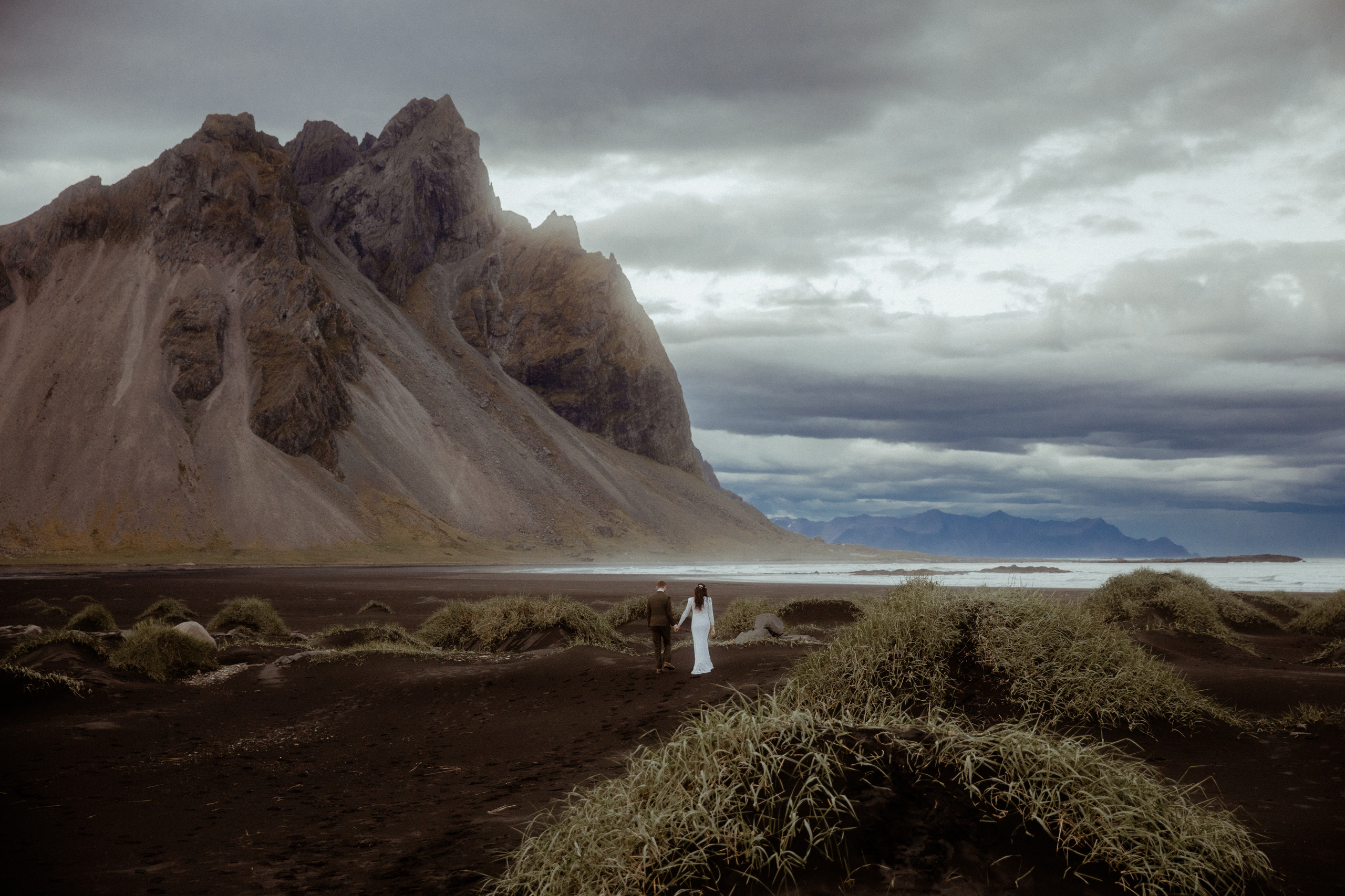 Adventure elopement in Iceland. Iceland elopement photo and video | Nikolaichik Photo