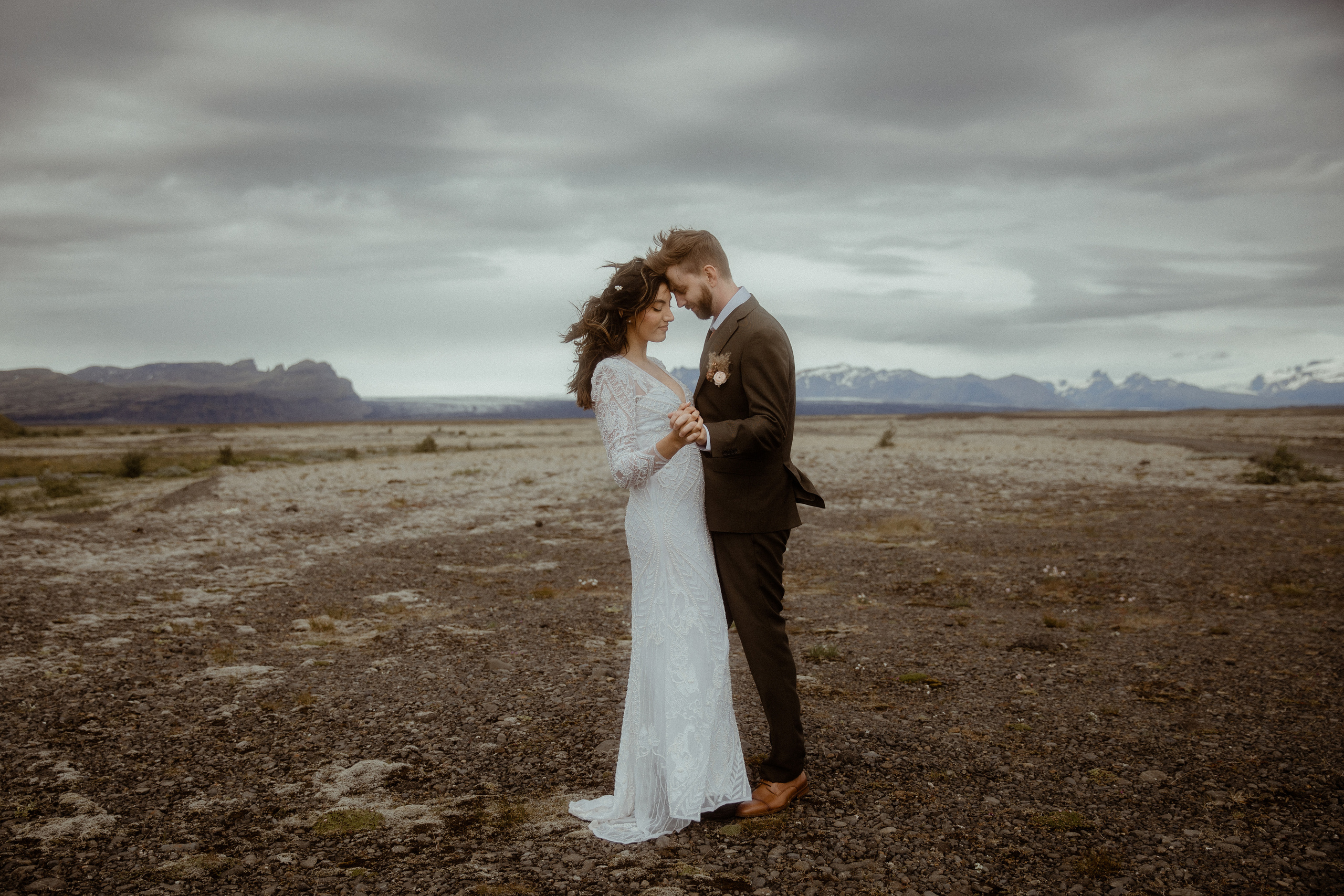 Adventure elopement in Iceland. Iceland elopement photo and video | Nikolaichik Photo