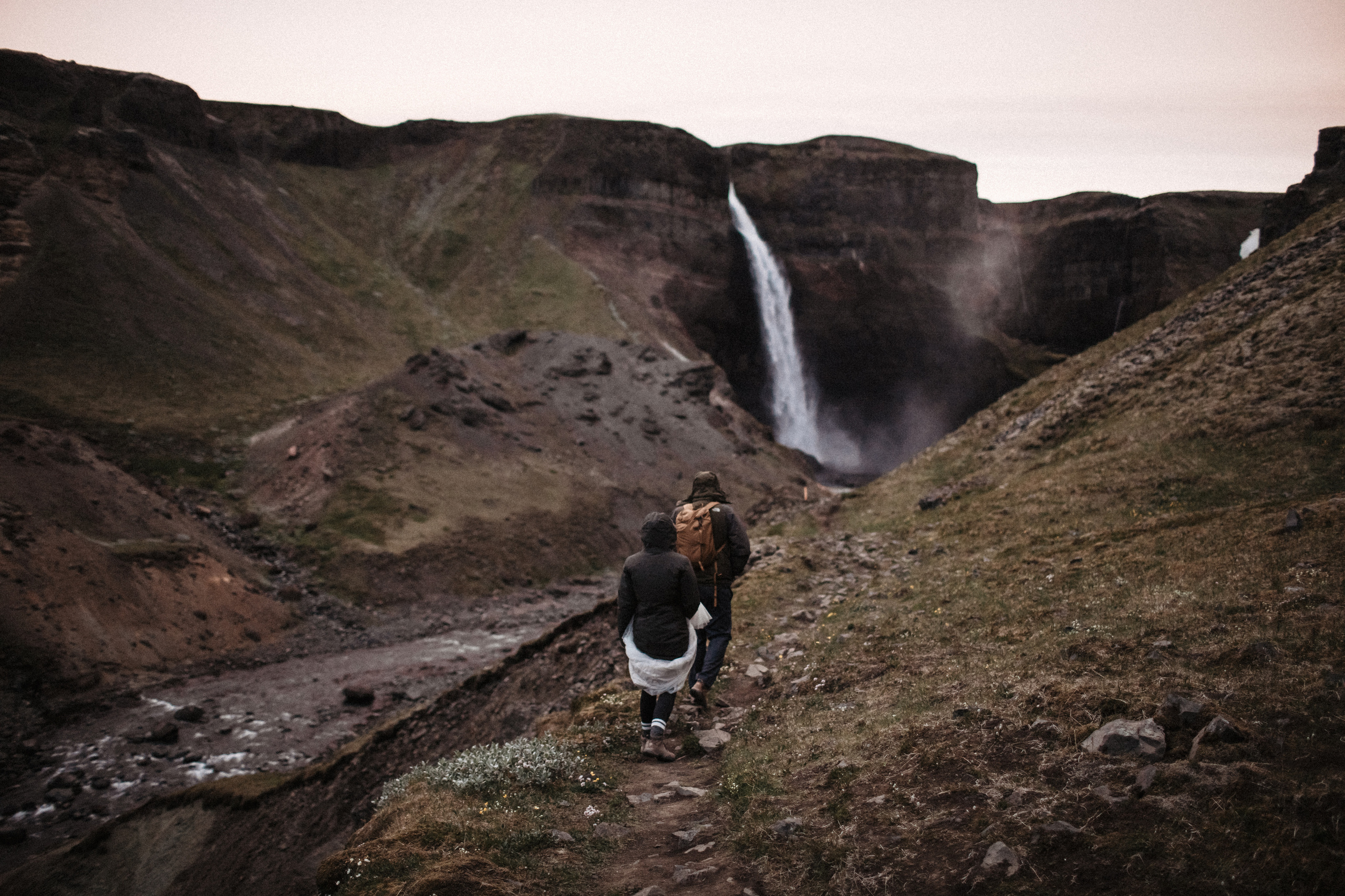 Midnight sun elopement at Haifoss in Iceland. Iceland elopement photo and video | Nikolaichik Photo
