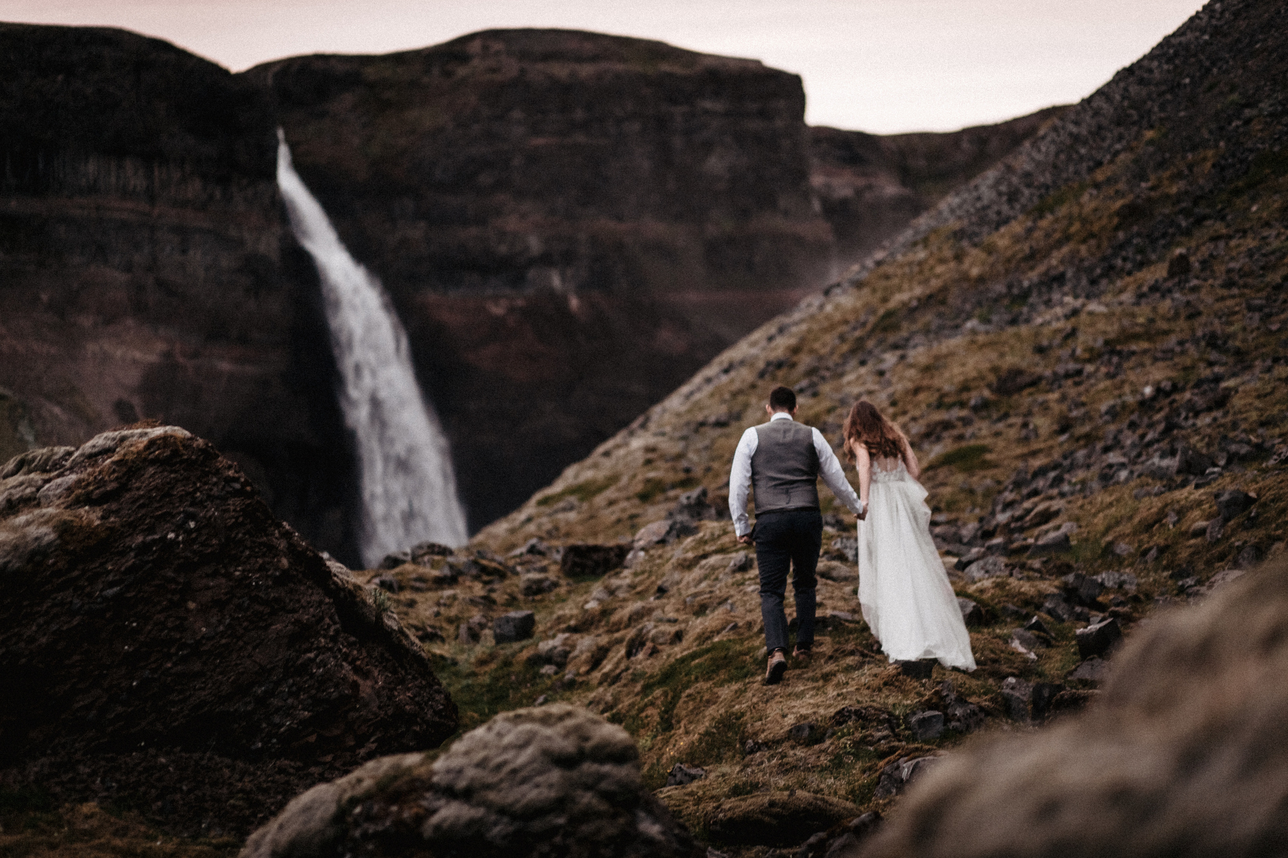 Midnight sun elopement at Haifoss in Iceland. Iceland elopement photo and video | Nikolaichik Photo