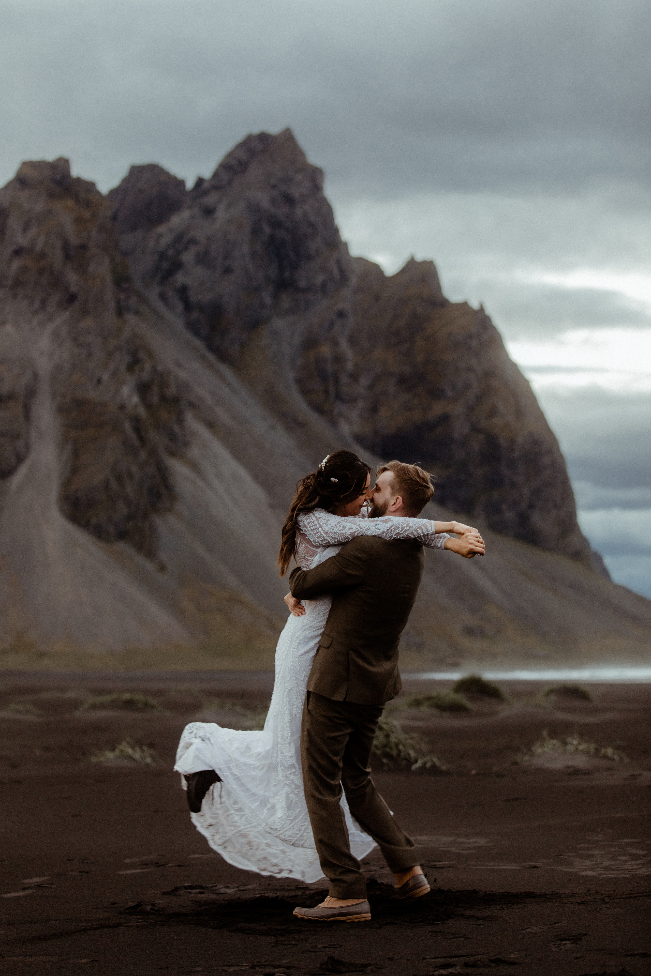 Adventure elopement in Iceland. Iceland elopement photo and video | Nikolaichik Photo