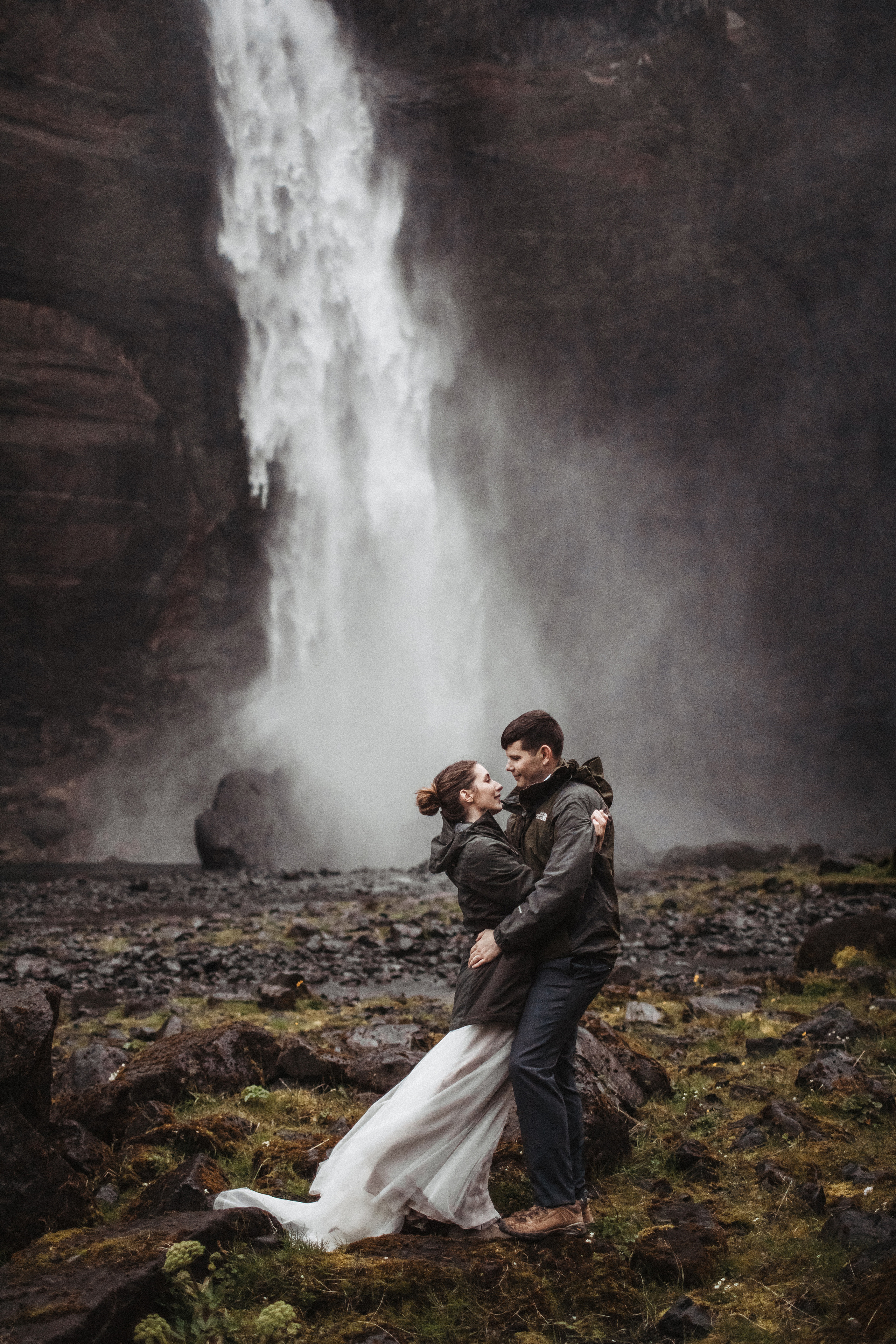 Midnight sun elopement at Haifoss in Iceland. Iceland elopement photo and video | Nikolaichik Photo