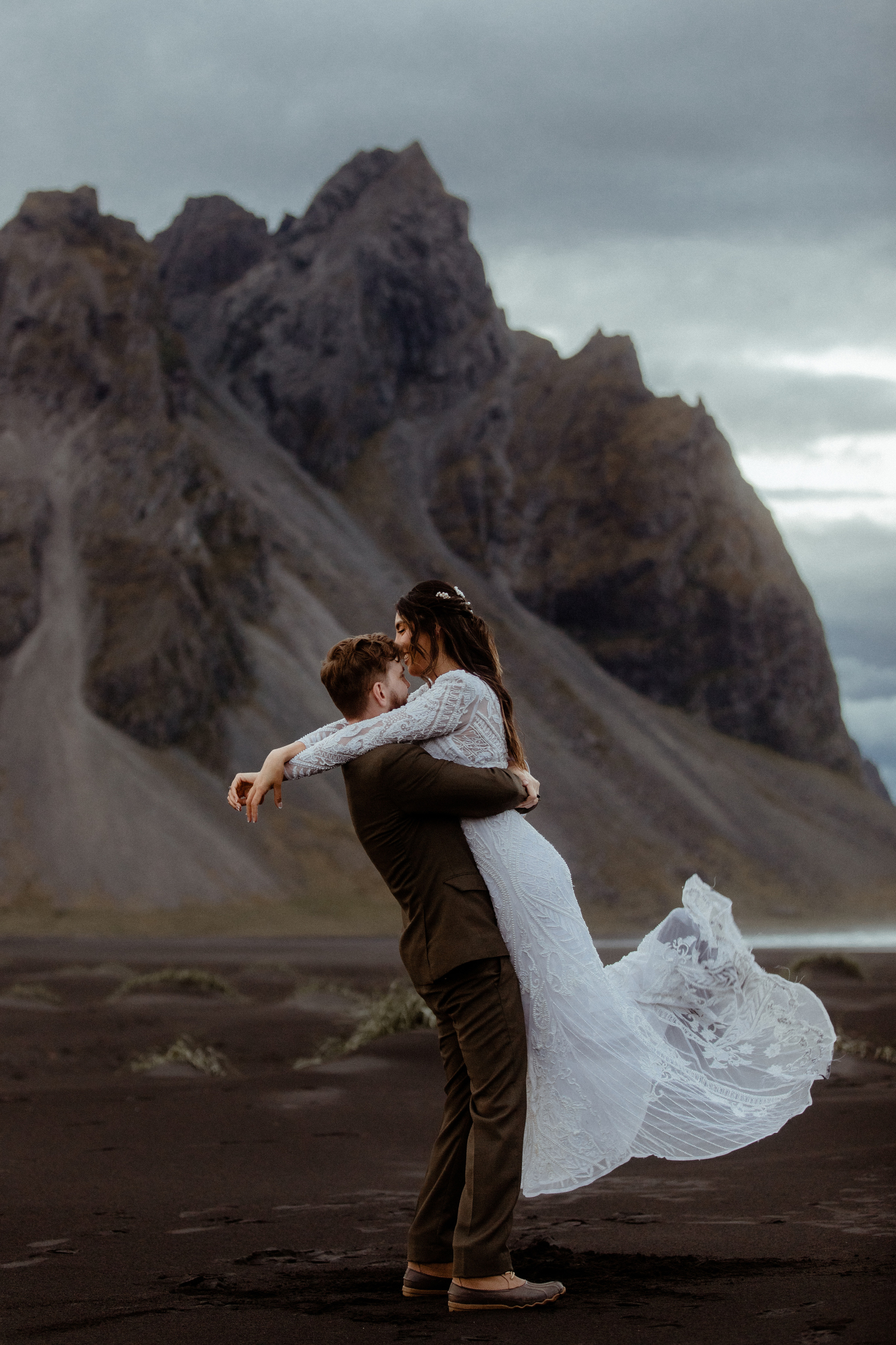 Adventure elopement in Iceland. Iceland elopement photo and video | Nikolaichik Photo