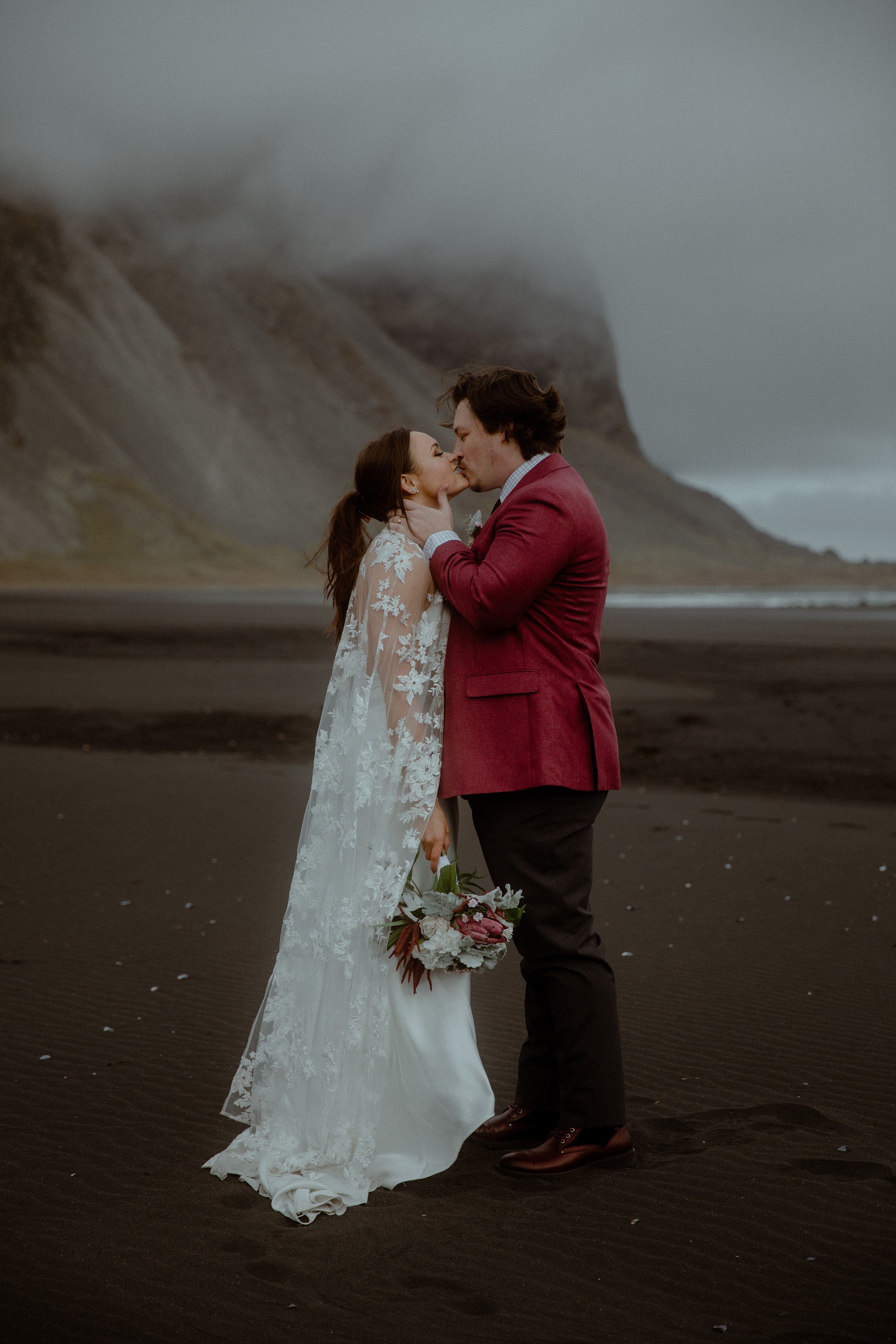 Brian+Lauren. Iceland elopement photo and video | Nikolaichik Photo