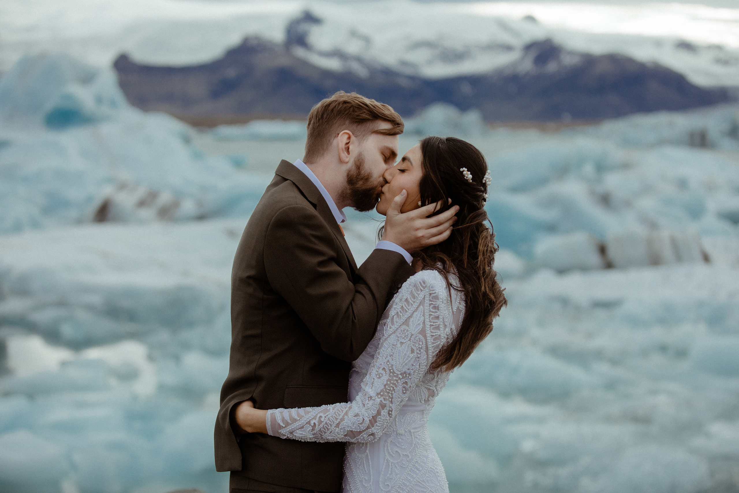 Adventure elopement in Iceland. Iceland elopement photo and video | Nikolaichik Photo