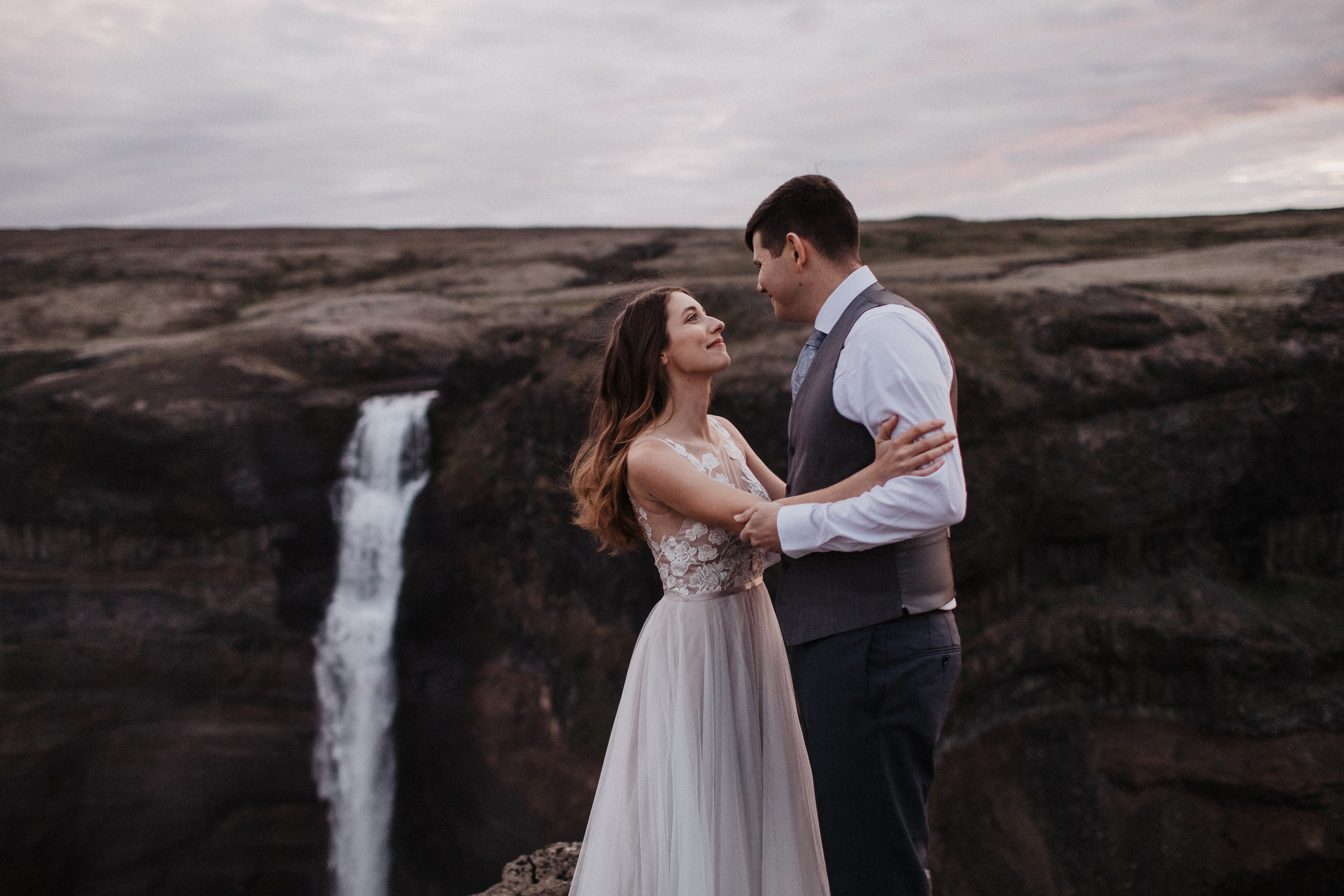 Midnight sun elopement at Haifoss in Iceland. Iceland elopement photo and video | Nikolaichik Photo
