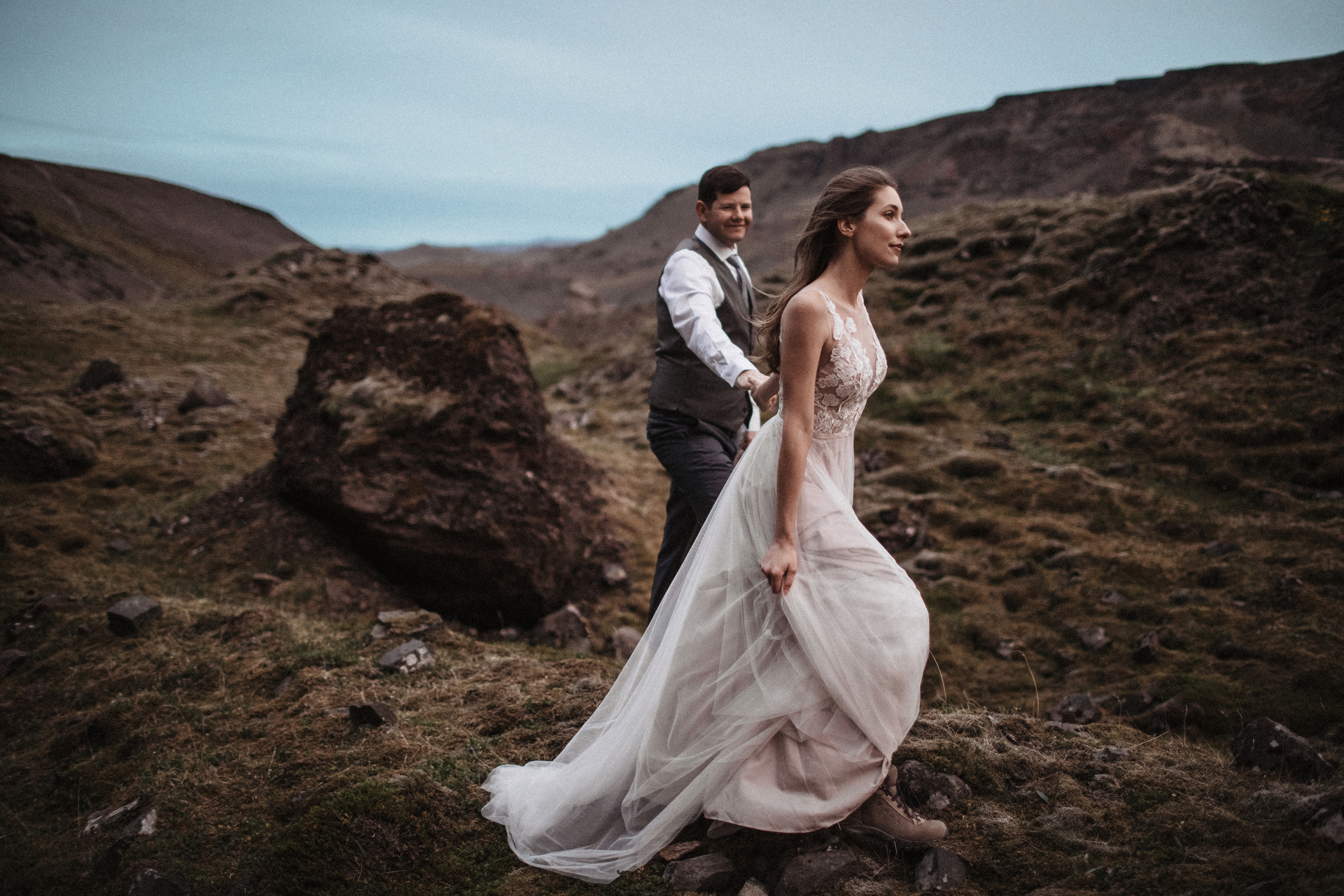 Midnight sun elopement at Haifoss in Iceland. Iceland elopement photo and video | Nikolaichik Photo