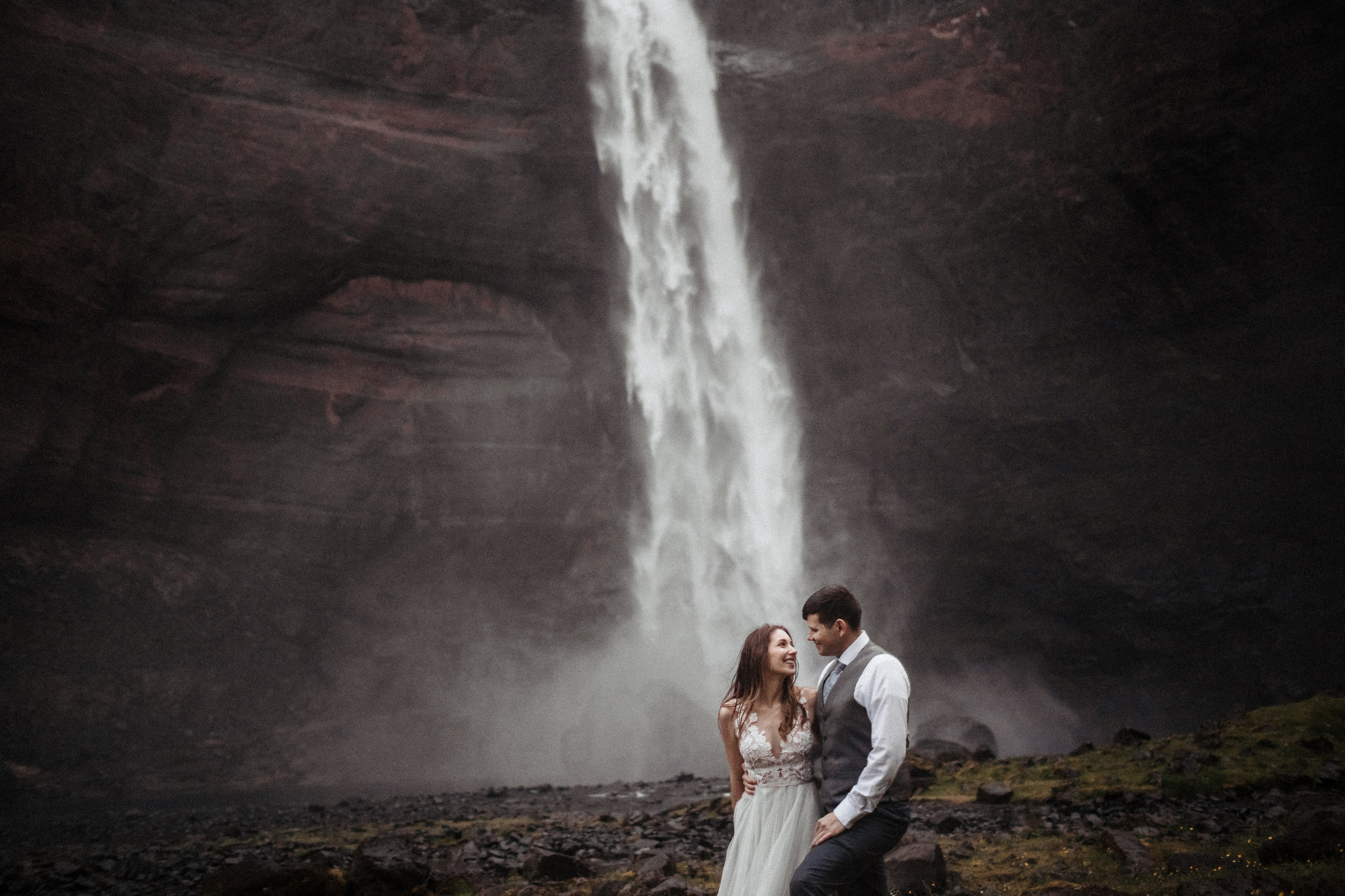Midnight sun elopement at Haifoss in Iceland. Iceland elopement photo and video | Nikolaichik Photo