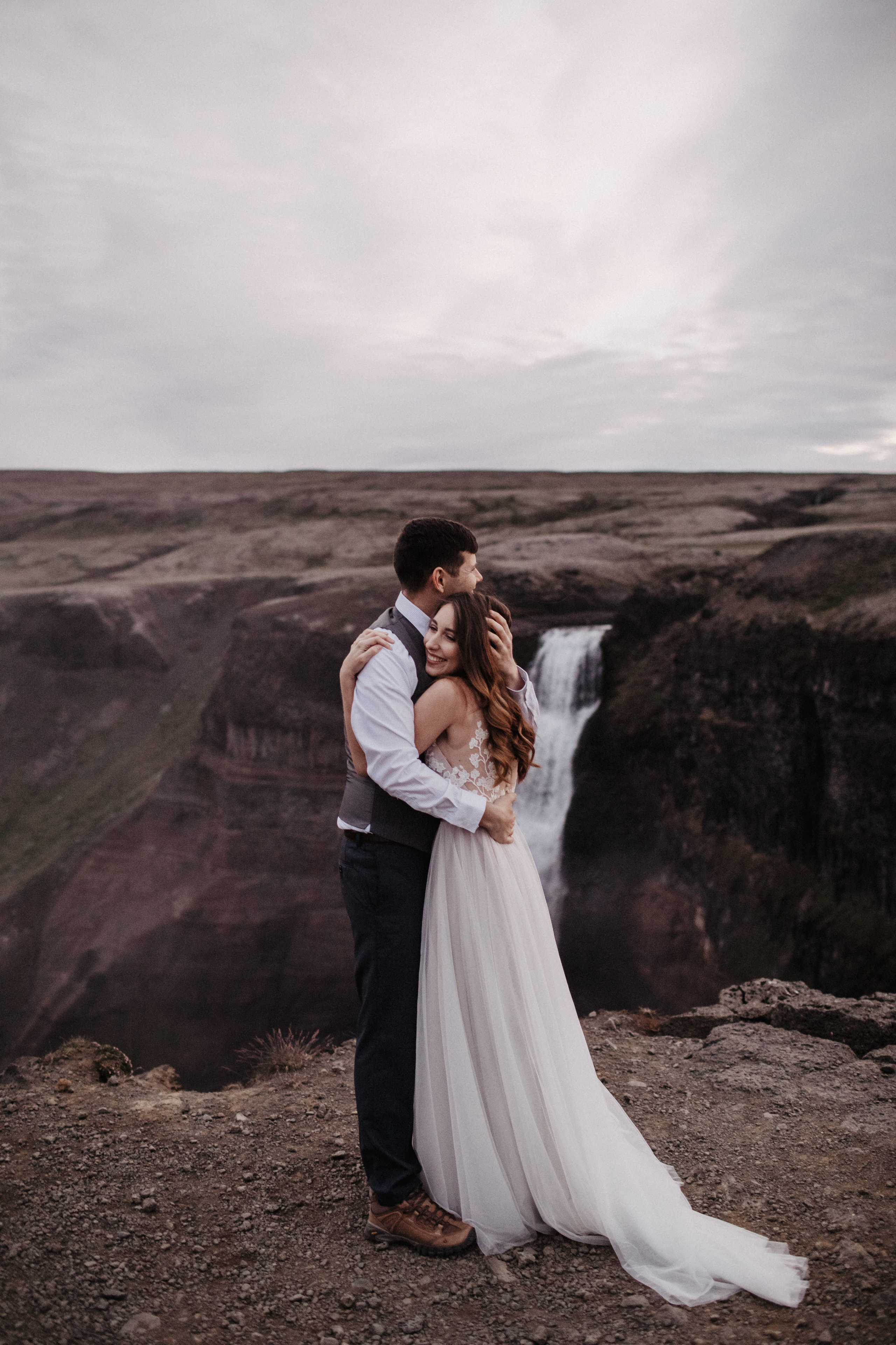 Midnight sun elopement at Haifoss in Iceland. Iceland elopement photo and video | Nikolaichik Photo