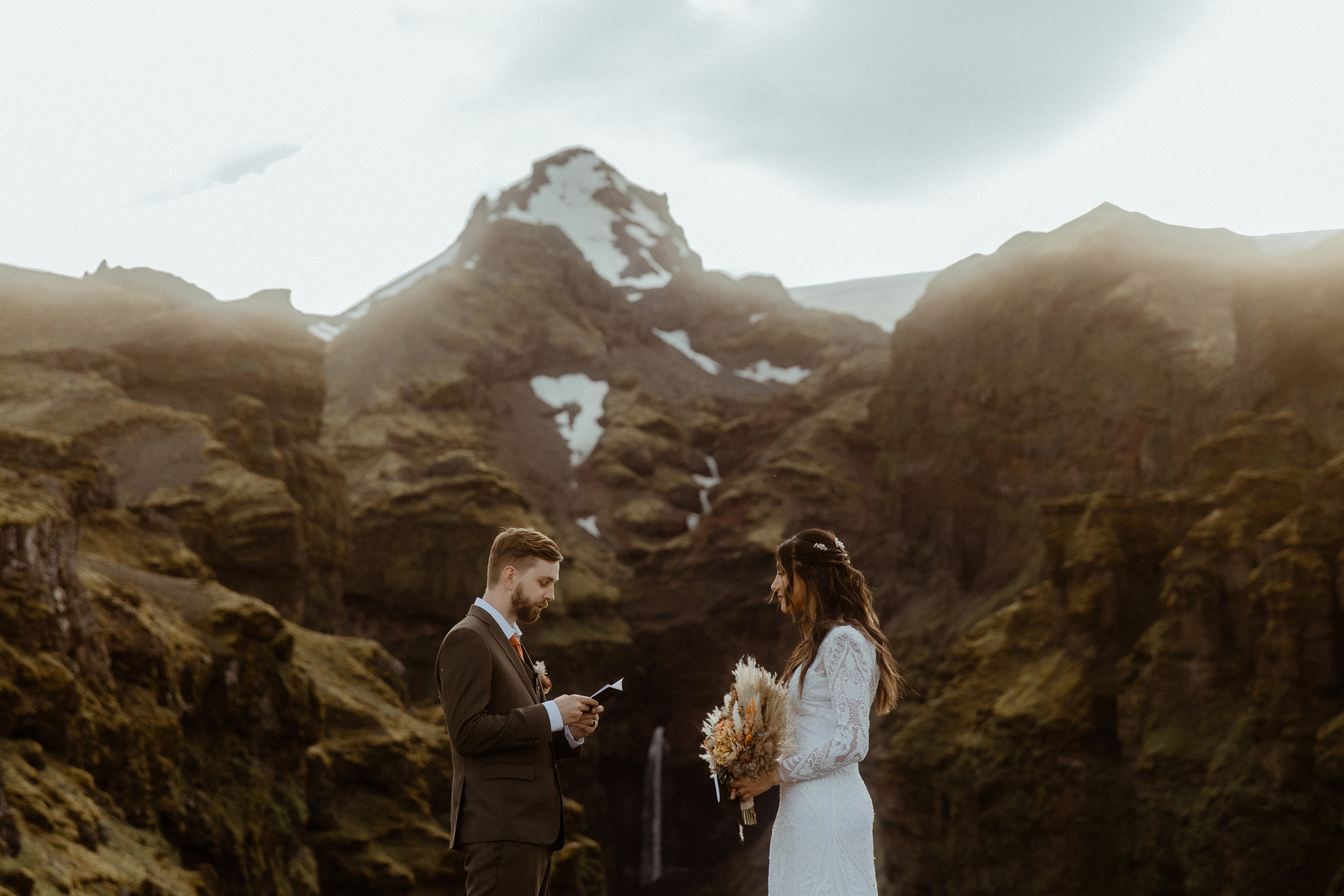 Adventure elopement in Iceland. Iceland elopement photo and video | Nikolaichik Photo