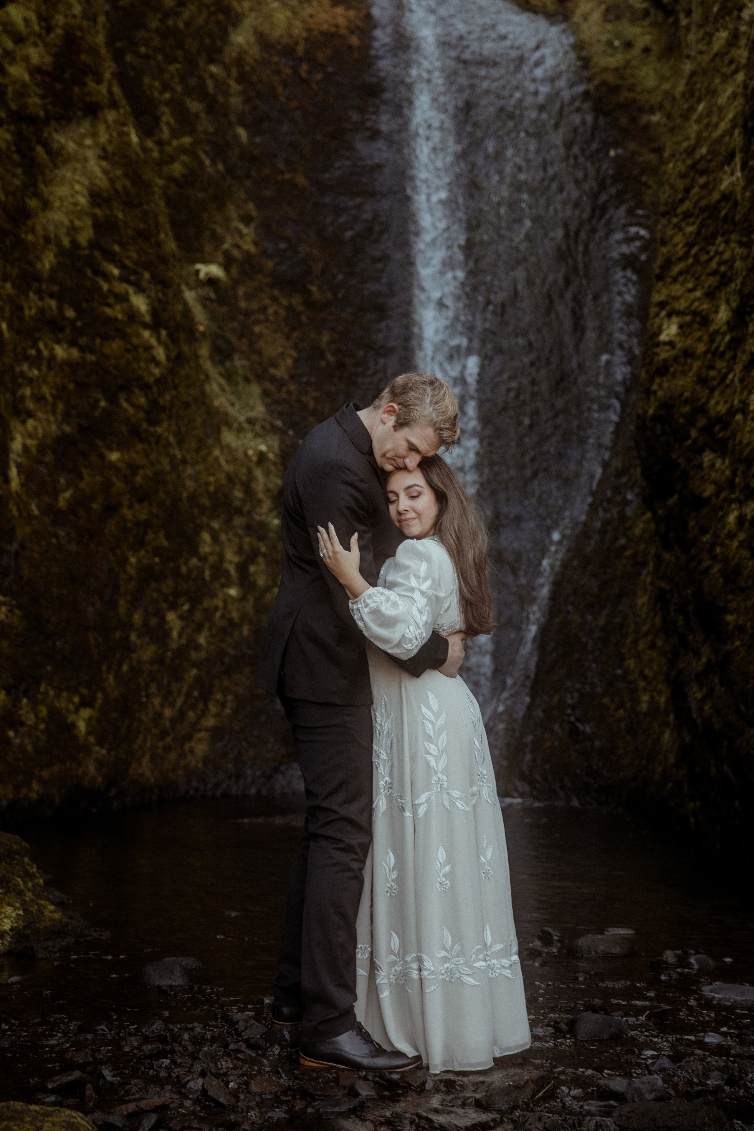 Ashley+Trevor. Iceland elopement photo and video | Nikolaichik Photo