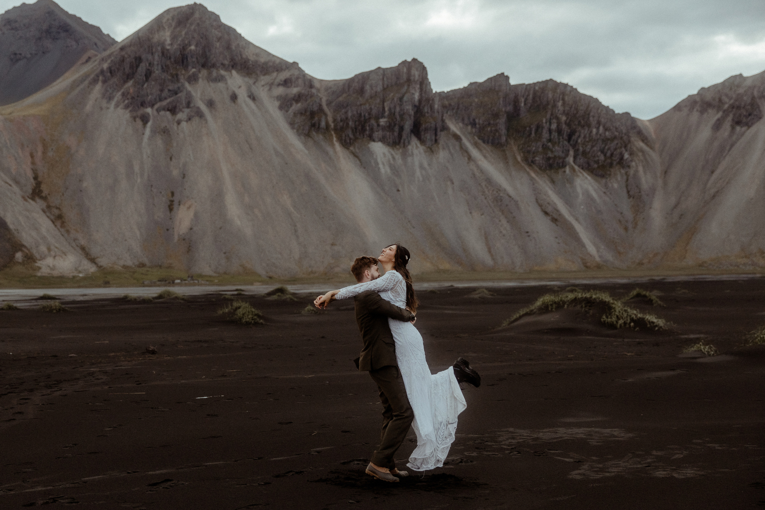 Adventure elopement in Iceland. Iceland elopement photo and video | Nikolaichik Photo