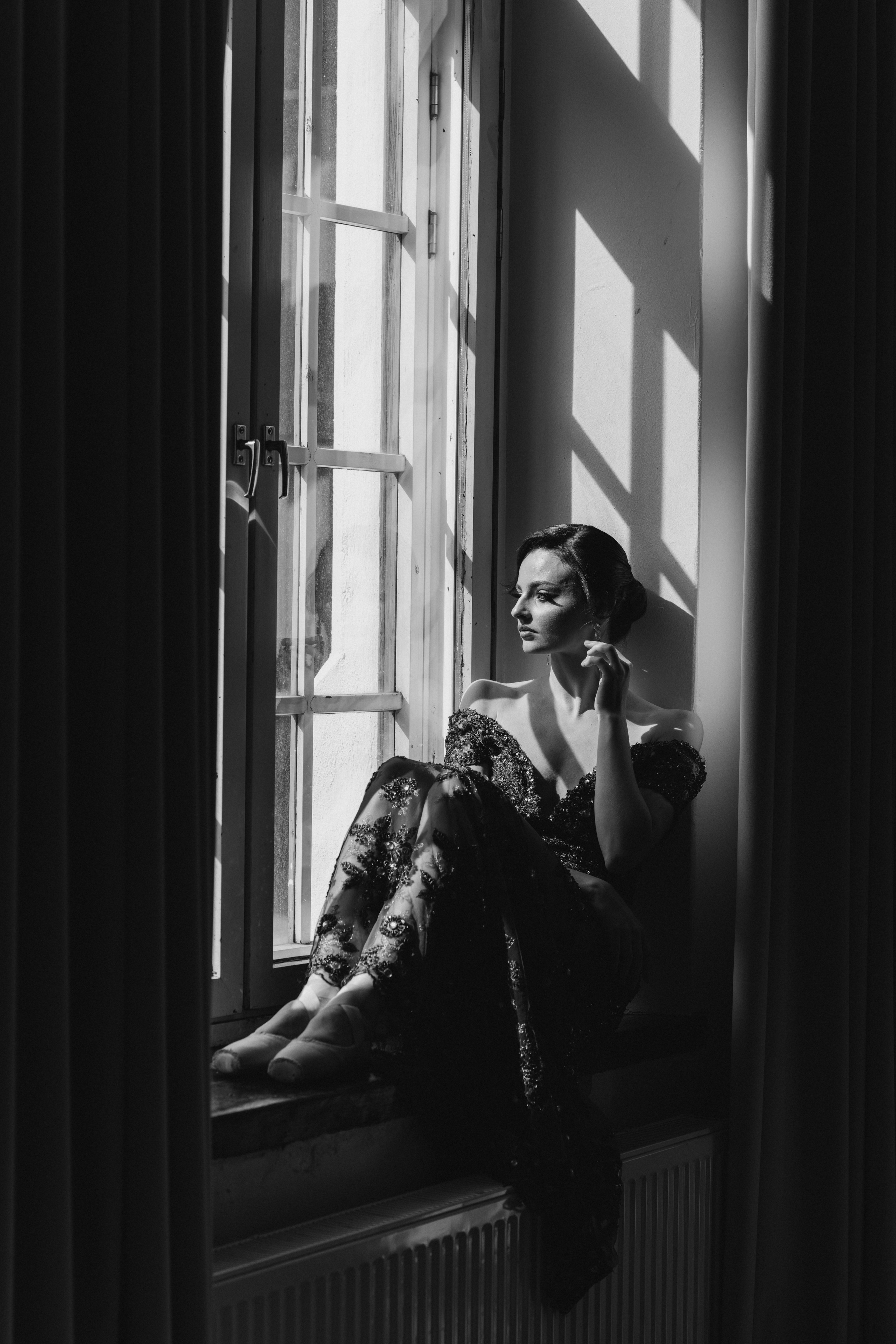 Riikka Couture, Riikka Ikäheimo, Violetta Keller, Portrait, Dancer. Wedding and portrait photographer in Helsinki Vickan O