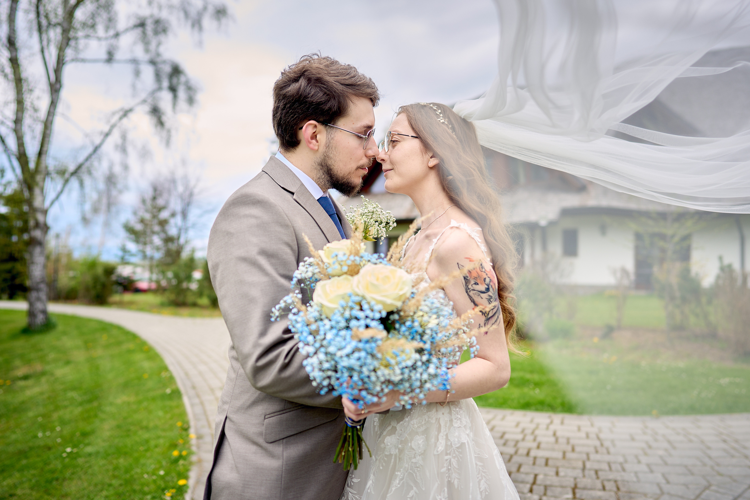 Fotograf kameraman na svadbu Bratislava Banská Bystrica Сelé Slovensko svadobný kameraman