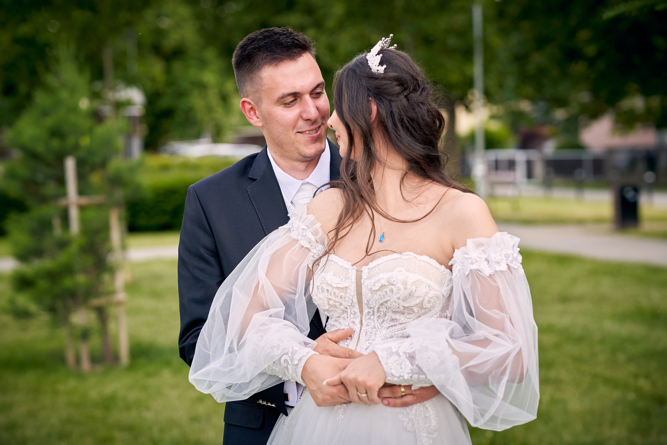 Fotograf kameraman na svadbu Bratislava Banská Bystrica Сelé Slovensko svadobný kameraman