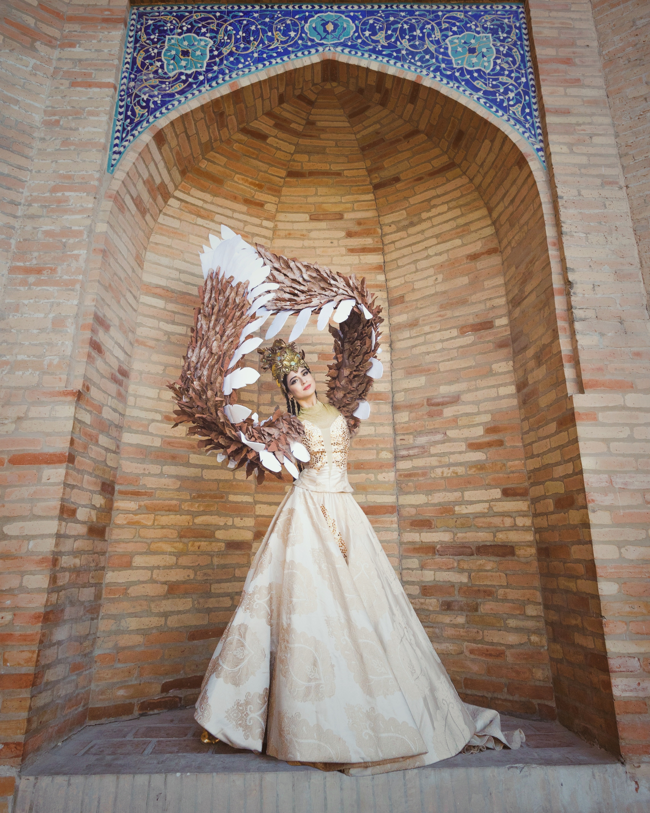 Алина (Птица счастья). Главная