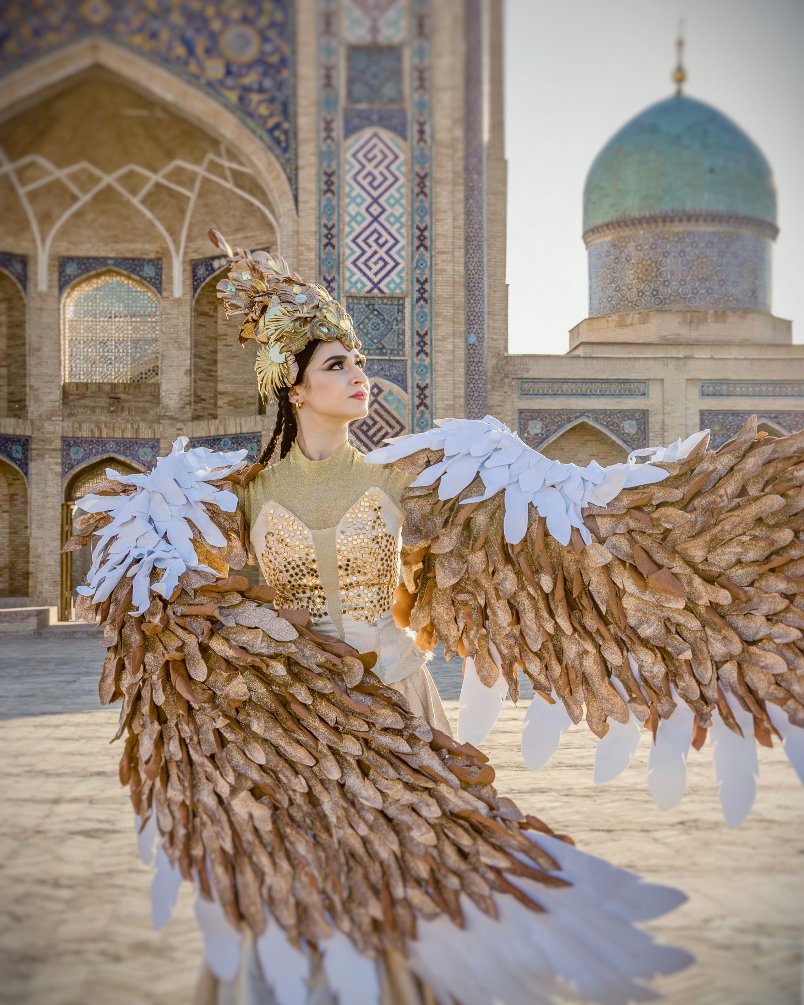 Алина (Птица счастья). Главная