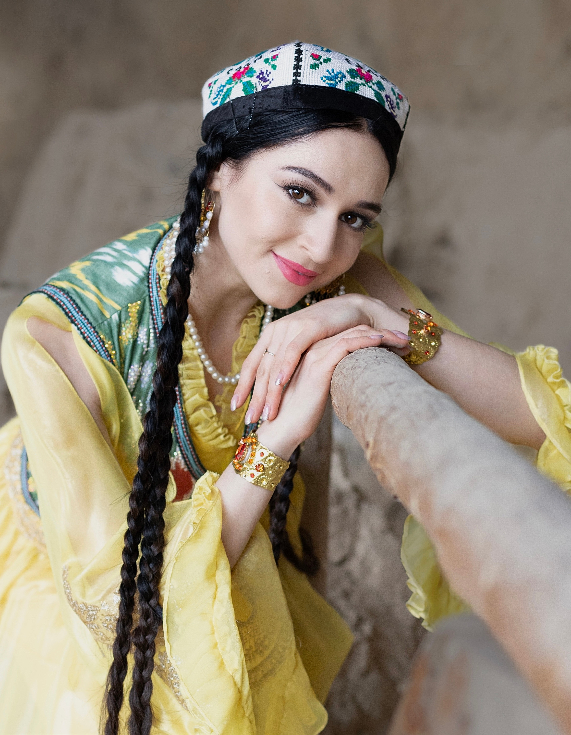 Алина / Ташкент. Узбекистан. Home