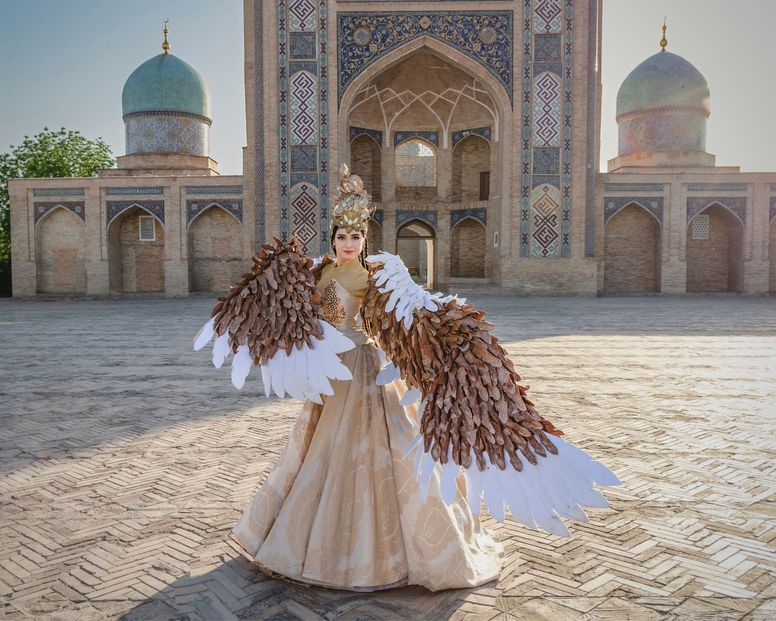 Алина (Птица счастья). Главная