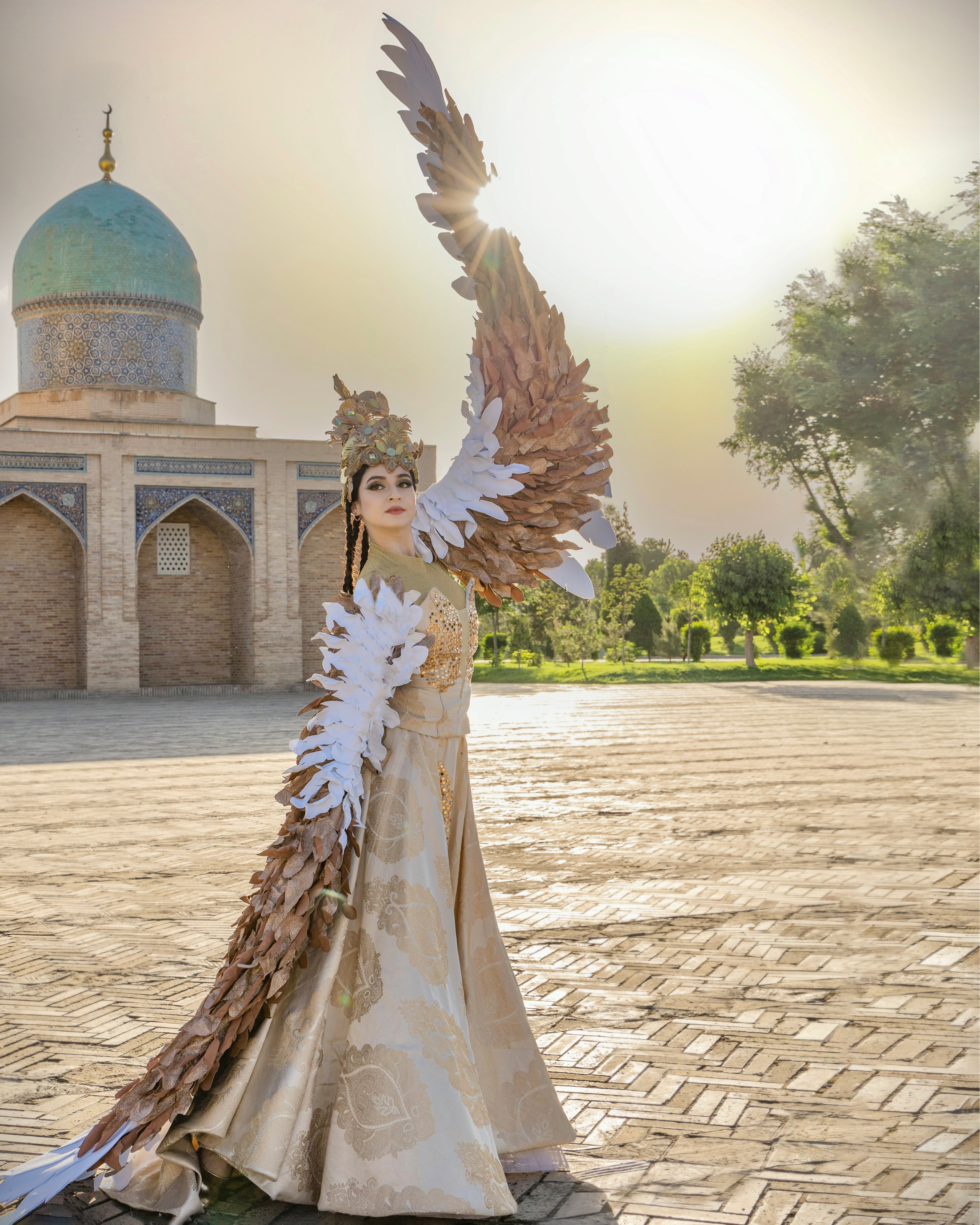 Алина (Птица счастья). Главная