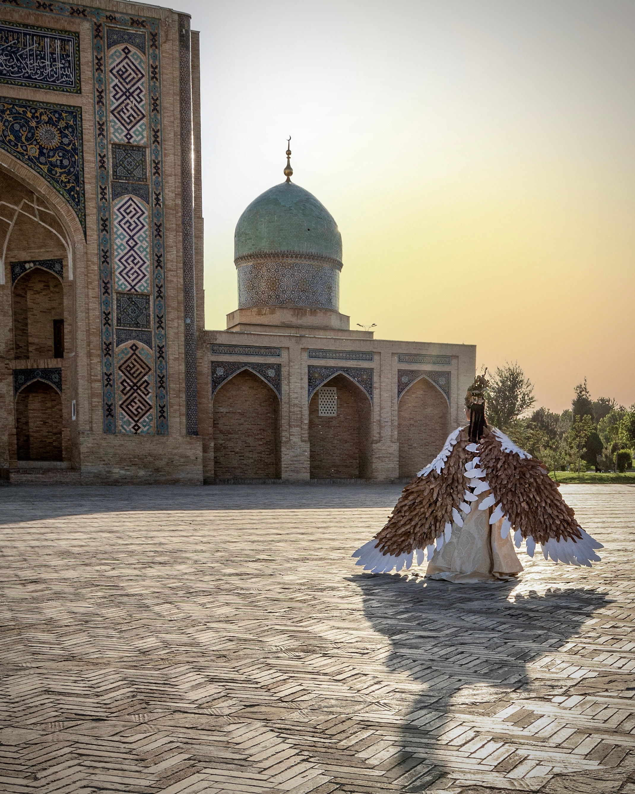 Алина (Птица счастья). Главная