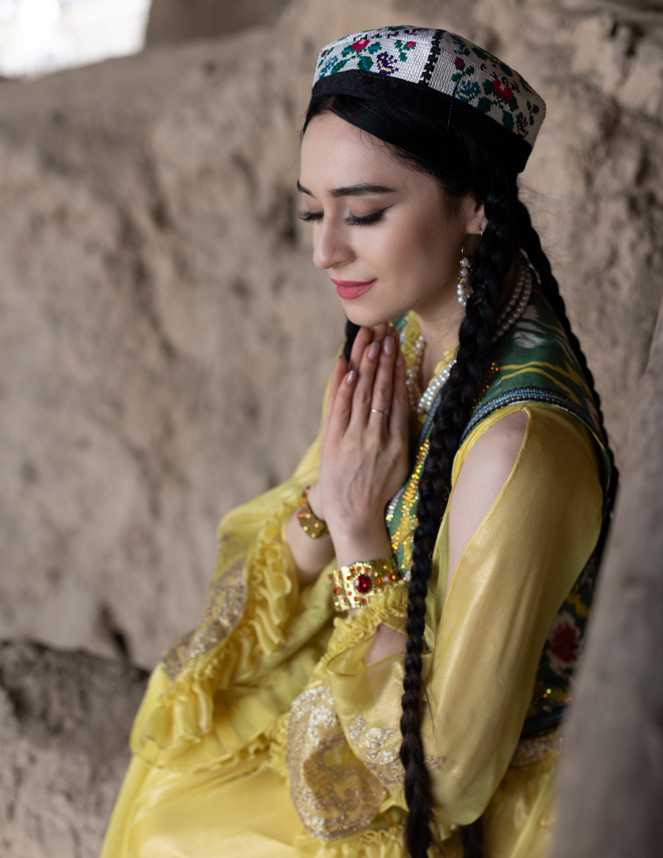 Алина / Ташкент. Узбекистан. Home