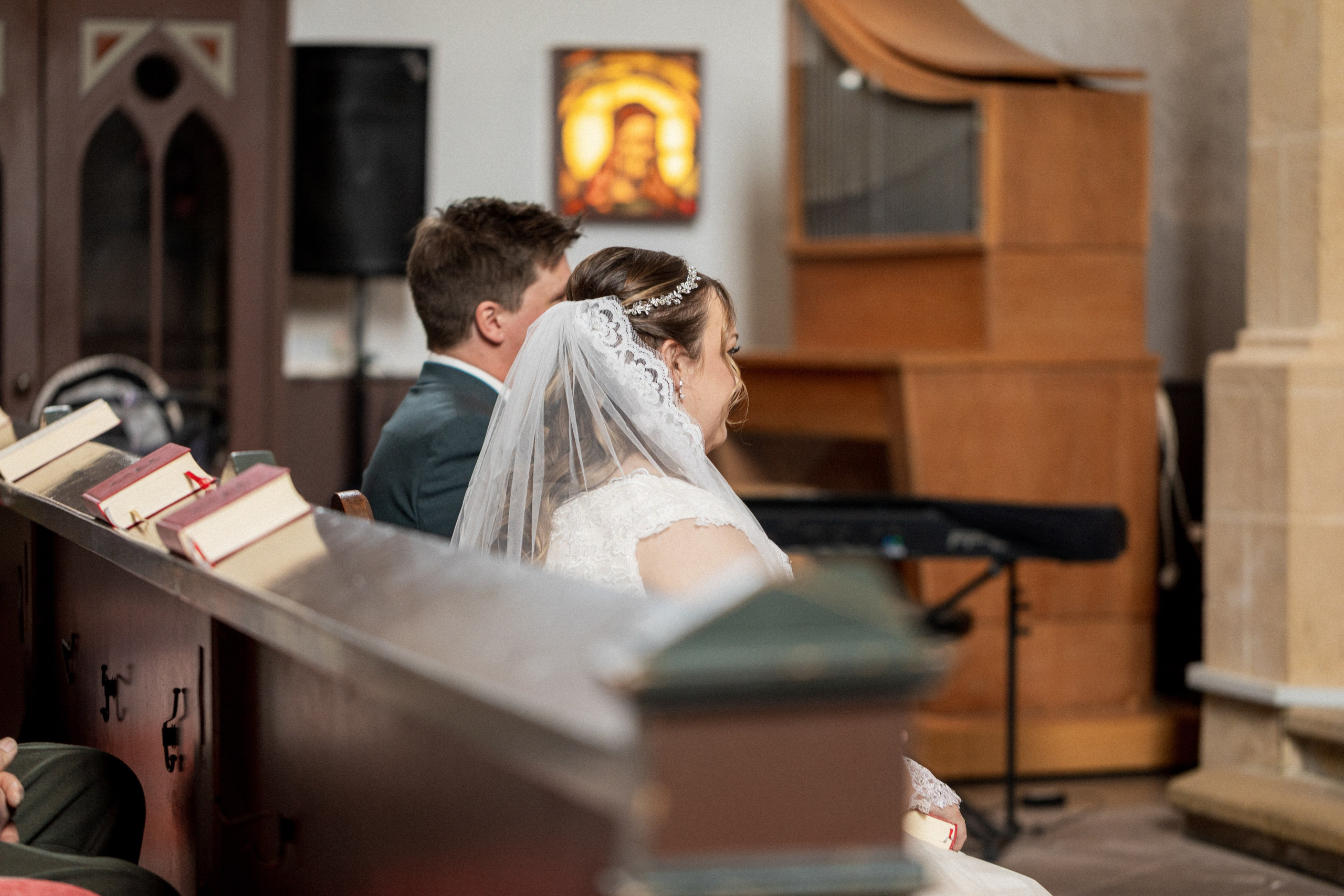 Kirchliche Trauung in Oerlinghausen. Hochzeitfotograf in Bielefeld