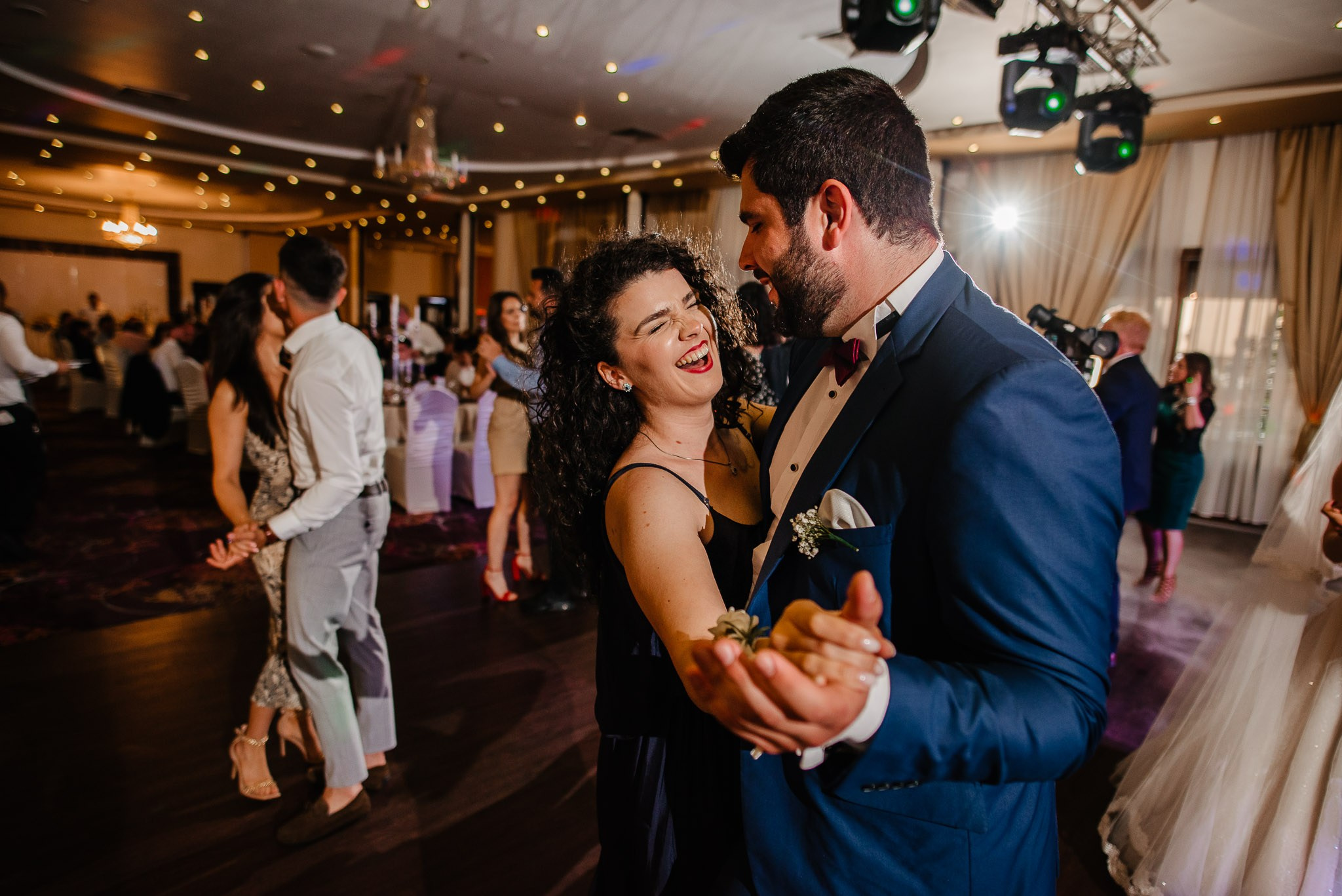 Radu Rahovan Fotograf de nuntǎ Cluj - Alba - Bistrița - Maramureș - Satu Mare - Sǎlaj - Târgu Mureș