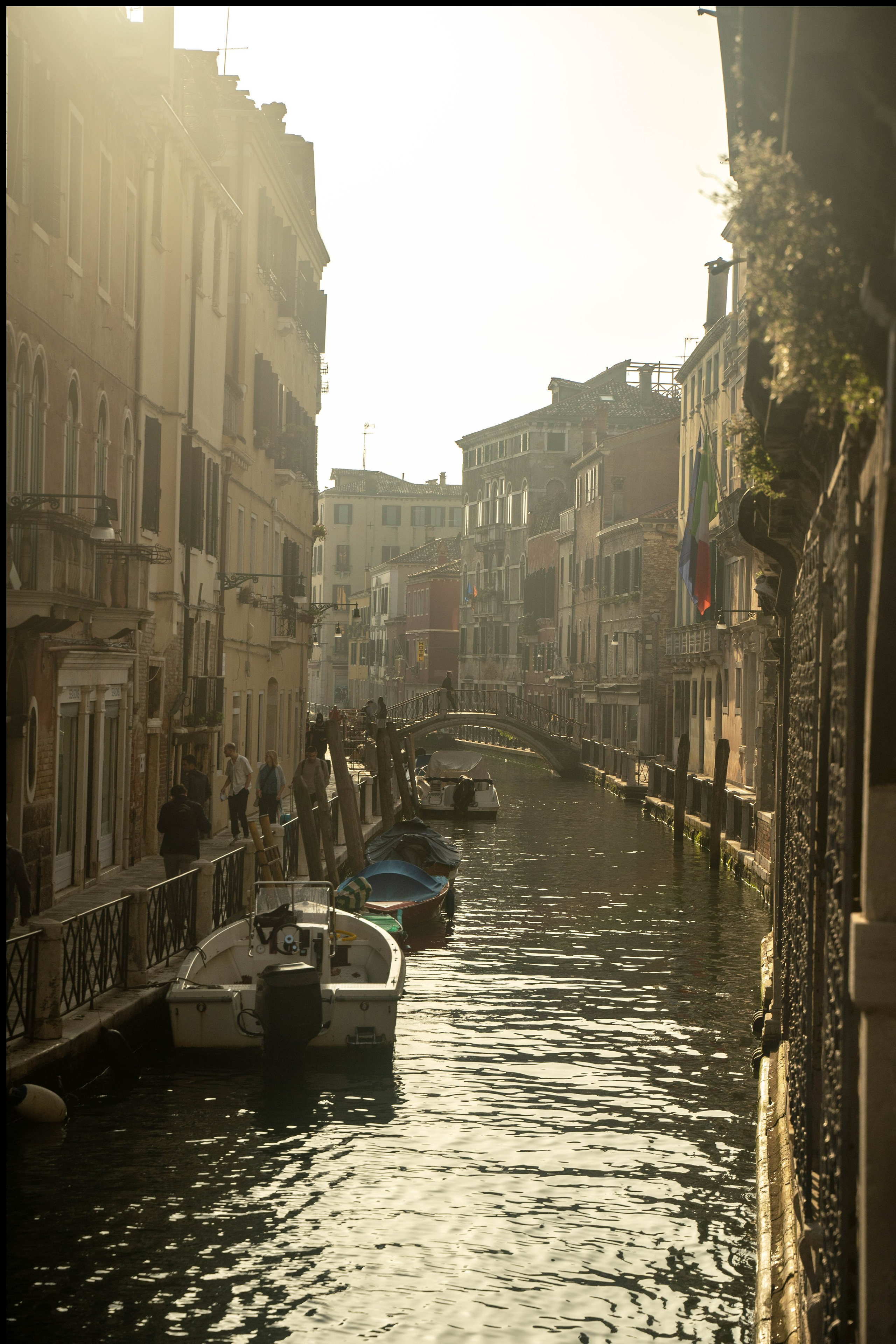 Benetki 2024. Fotografinja in videografinja Mariia Bortiakova iz Slovenije: fotografiranje dogodkov, portretov in snemanje videov po vsej Sloveniji
