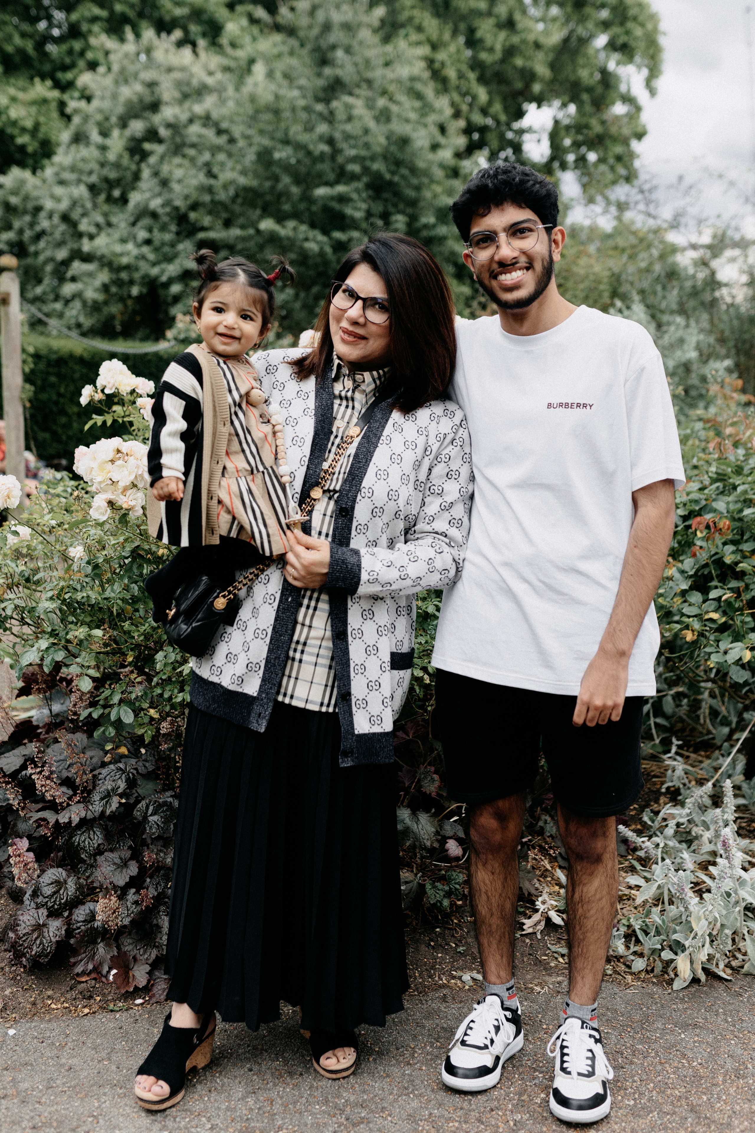 Family photoshoot in London. LondonPhotoStory — Vacation Photographer in London