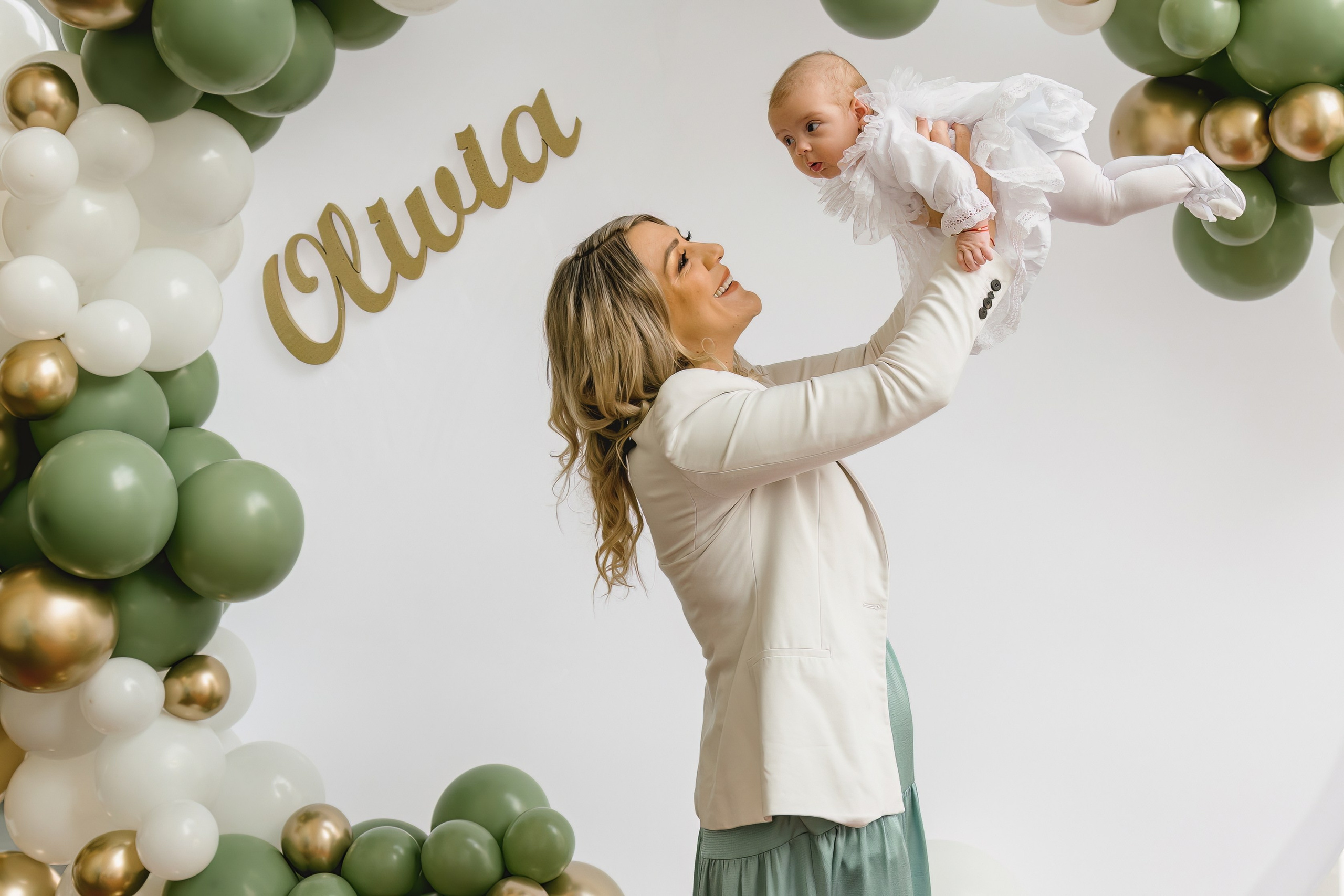 Fotografie De Botez MdimaFotoStudio. MDimaFotoStudio. Fotograf de nuntă, evenimente private și de familie