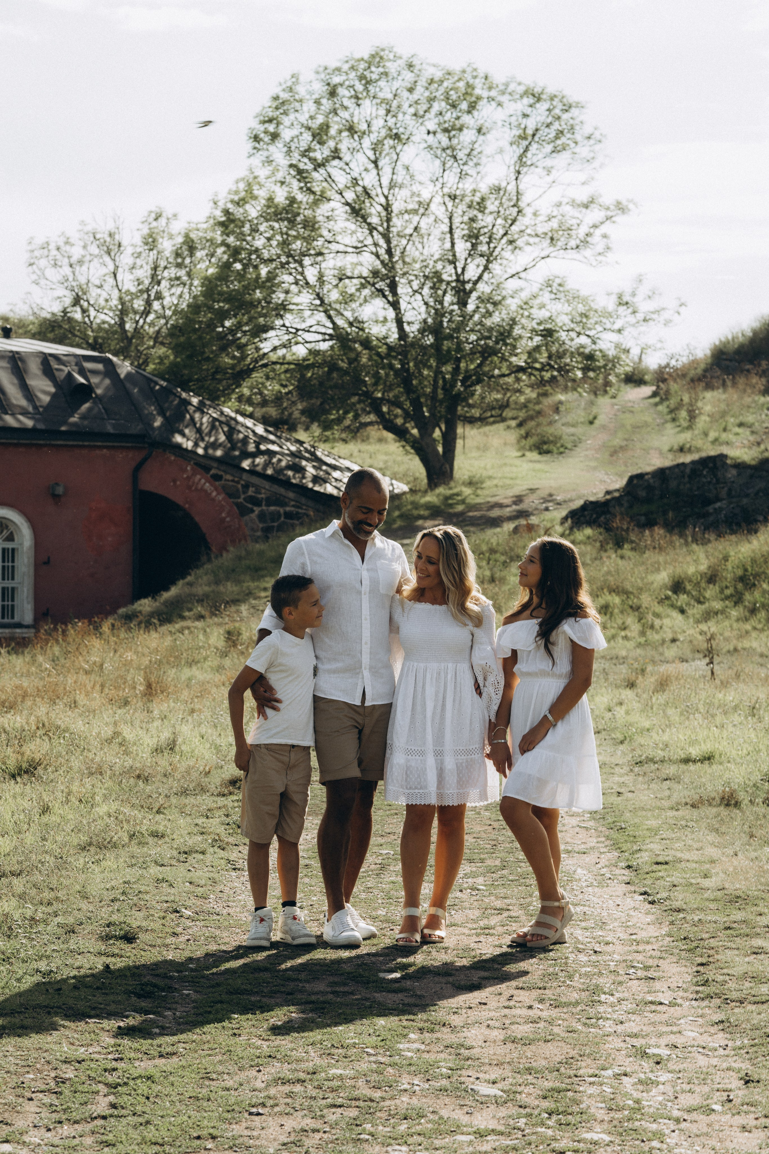 Suomenlinna. Wedding and portrait photographer in Helsinki Vickan O