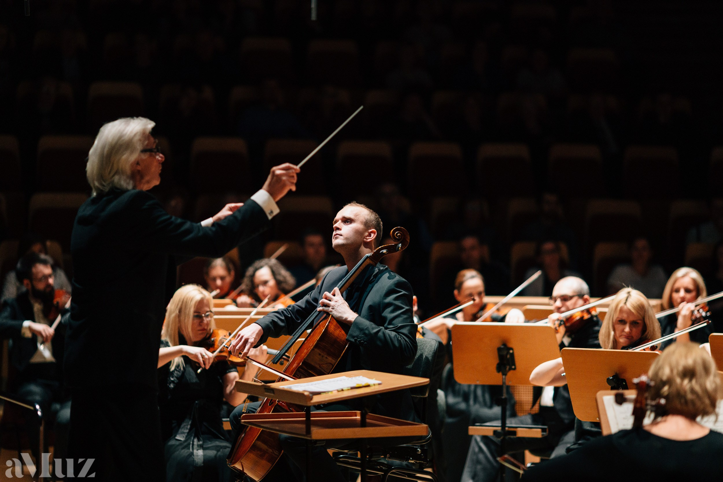 Filharmonia Bałtycka. Fotograf Ślubny Warszawa - Sesje Biznesowe Rodzinne Eventy