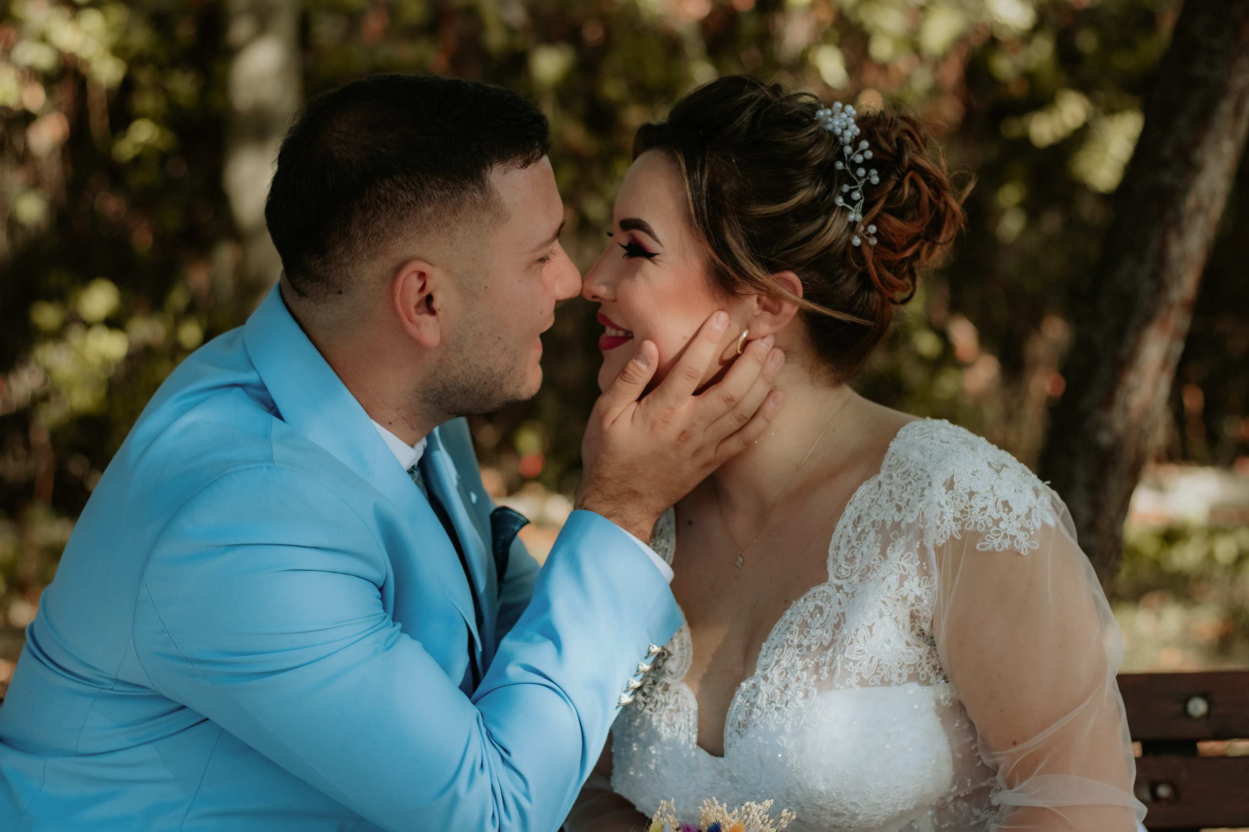 Ramona & Sebi. Fotograf si videograf — evenimente si studio