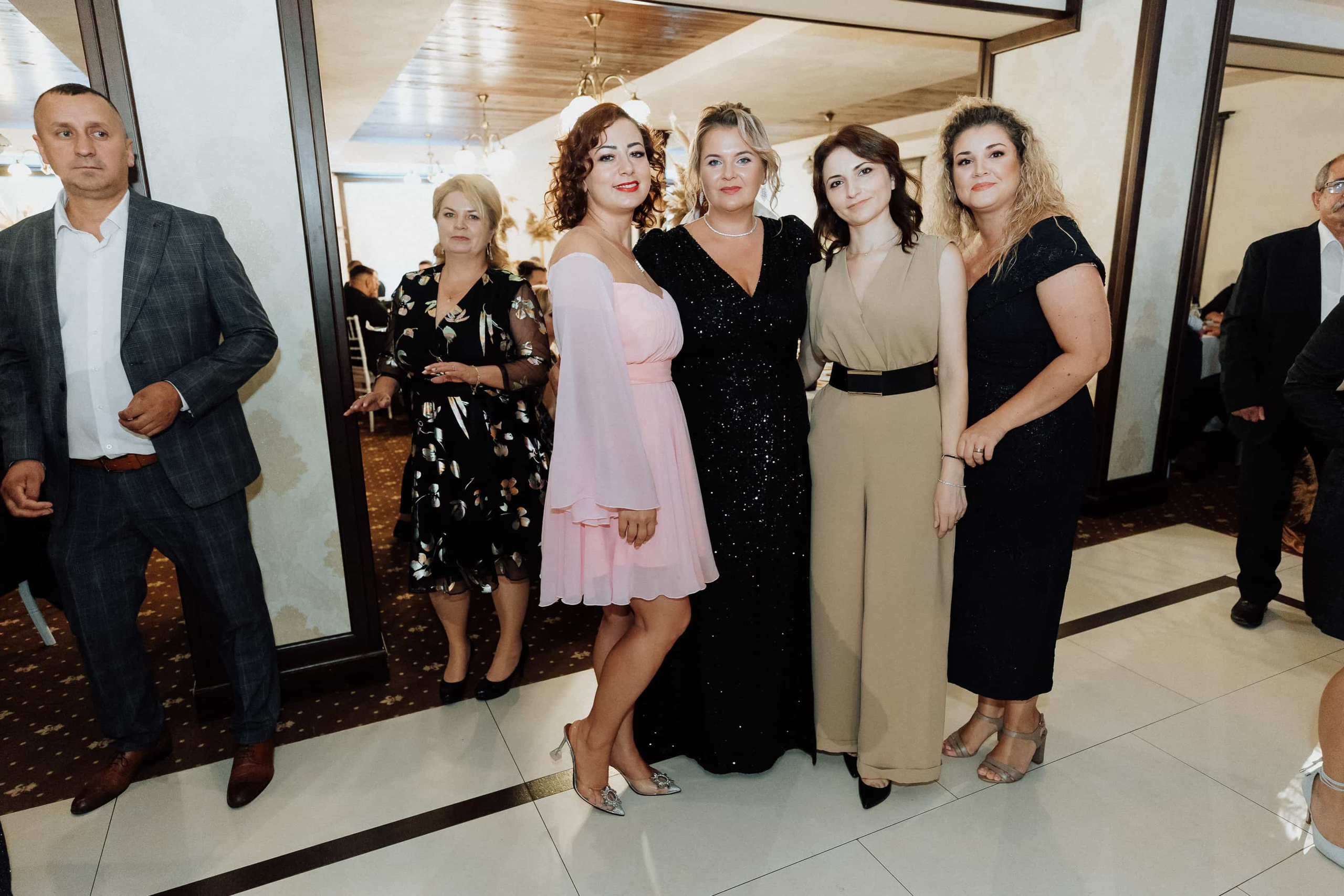 Stefanel & Elena. MovieFrames.ro